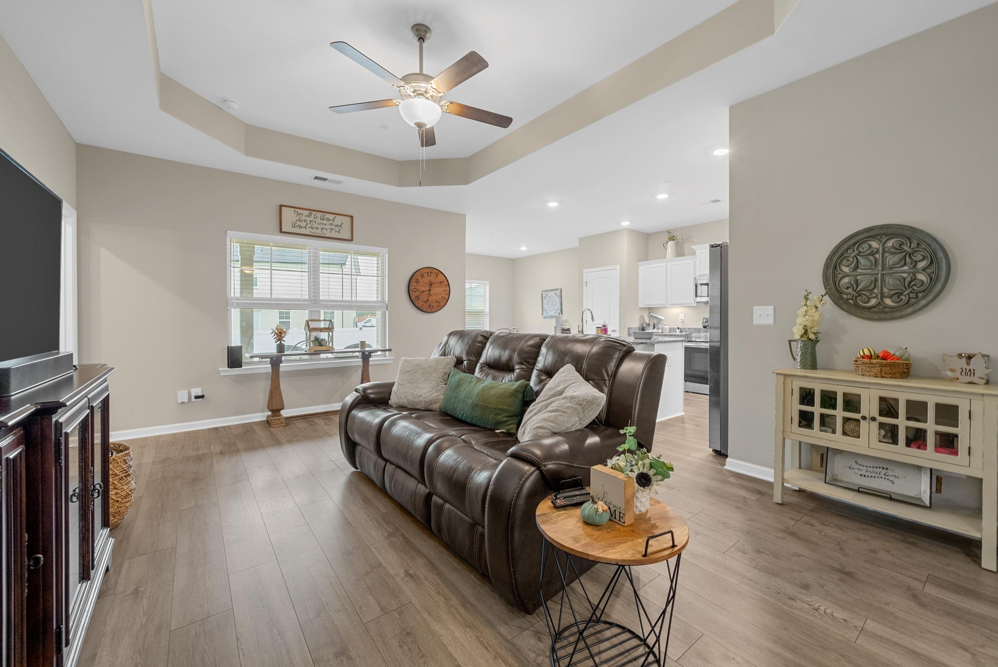 1086 Amber Hills Dr