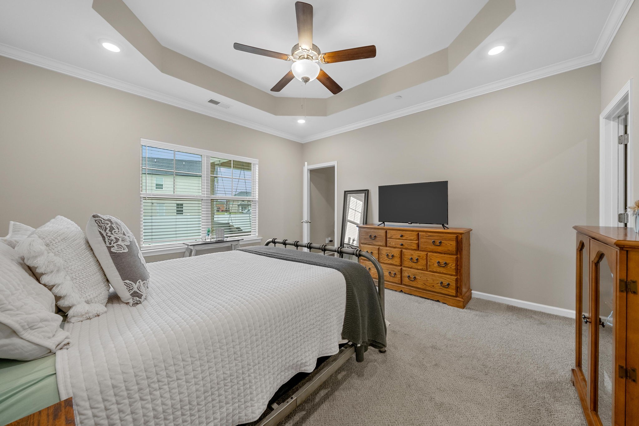 1086 Amber Hills Dr
