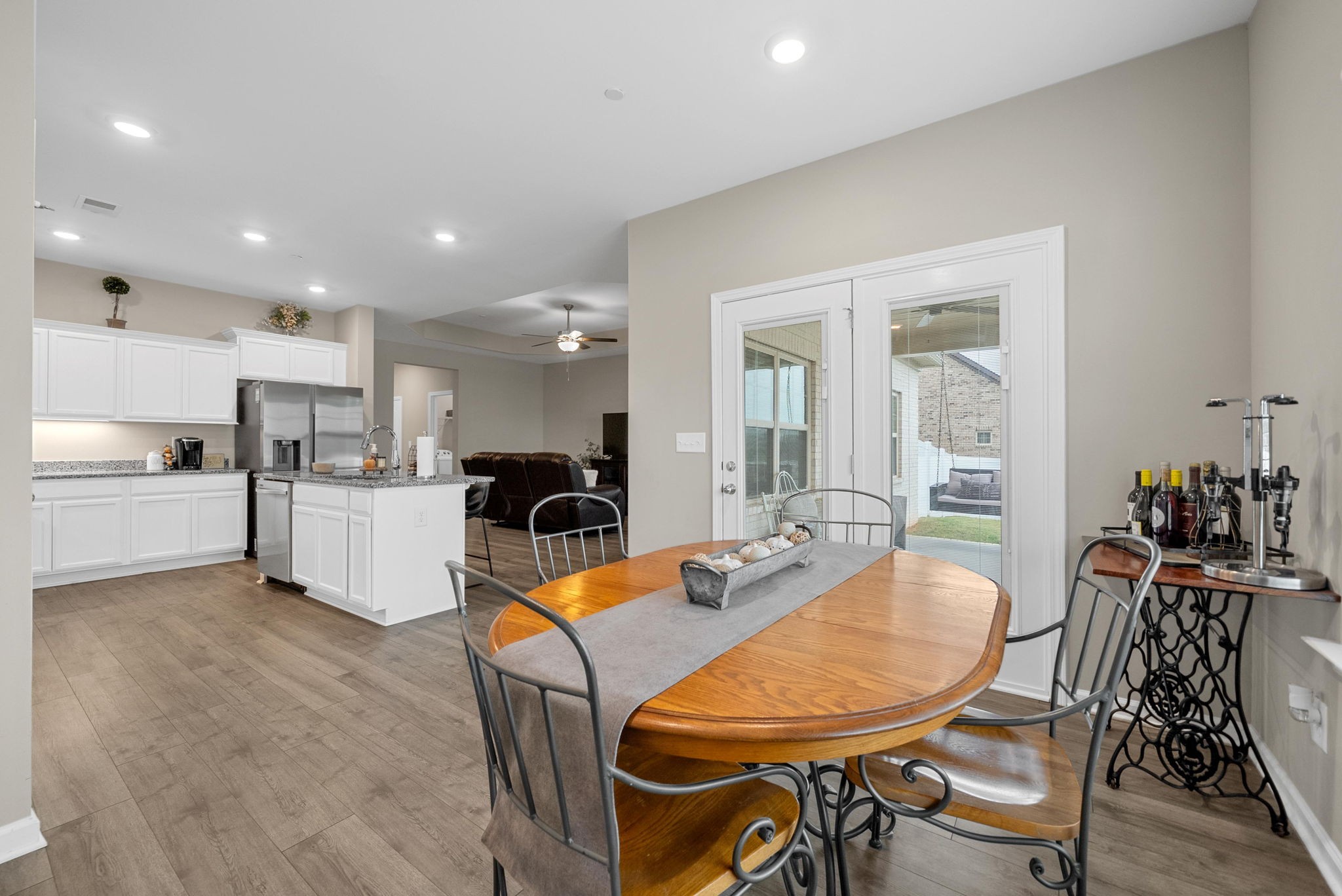 1086 Amber Hills Dr