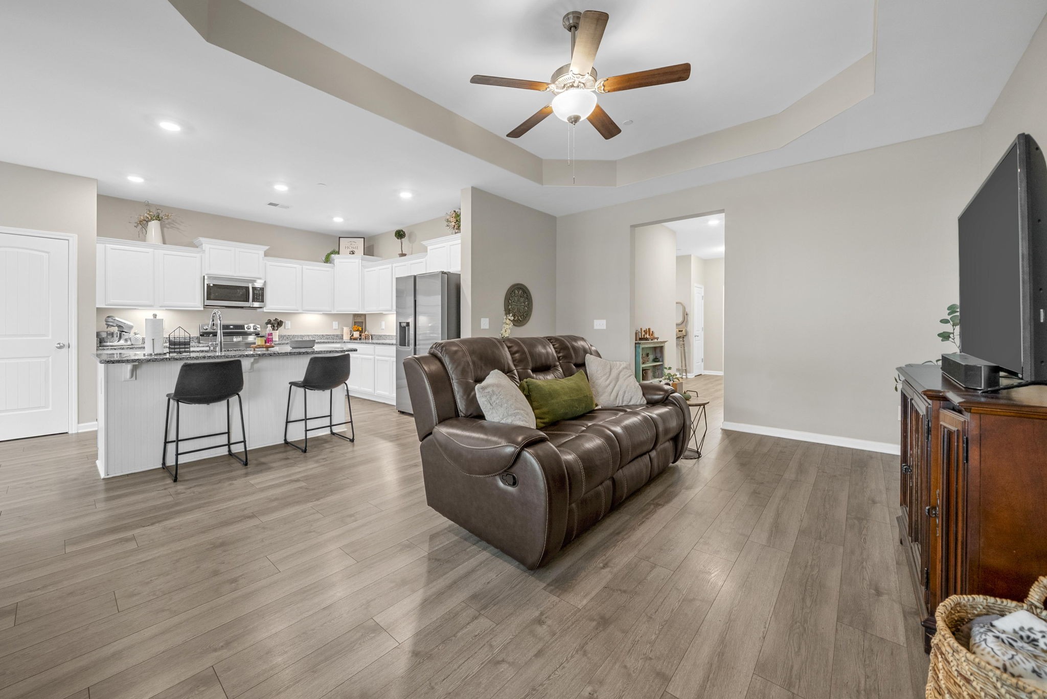 1086 Amber Hills Dr