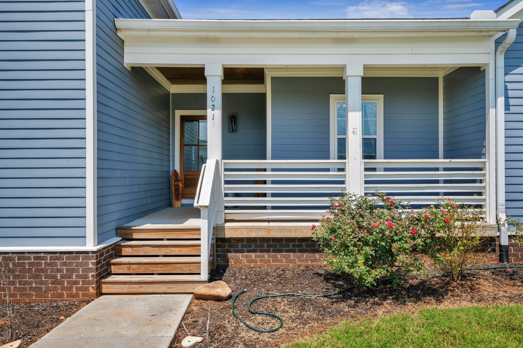 1021 Tulip Dr