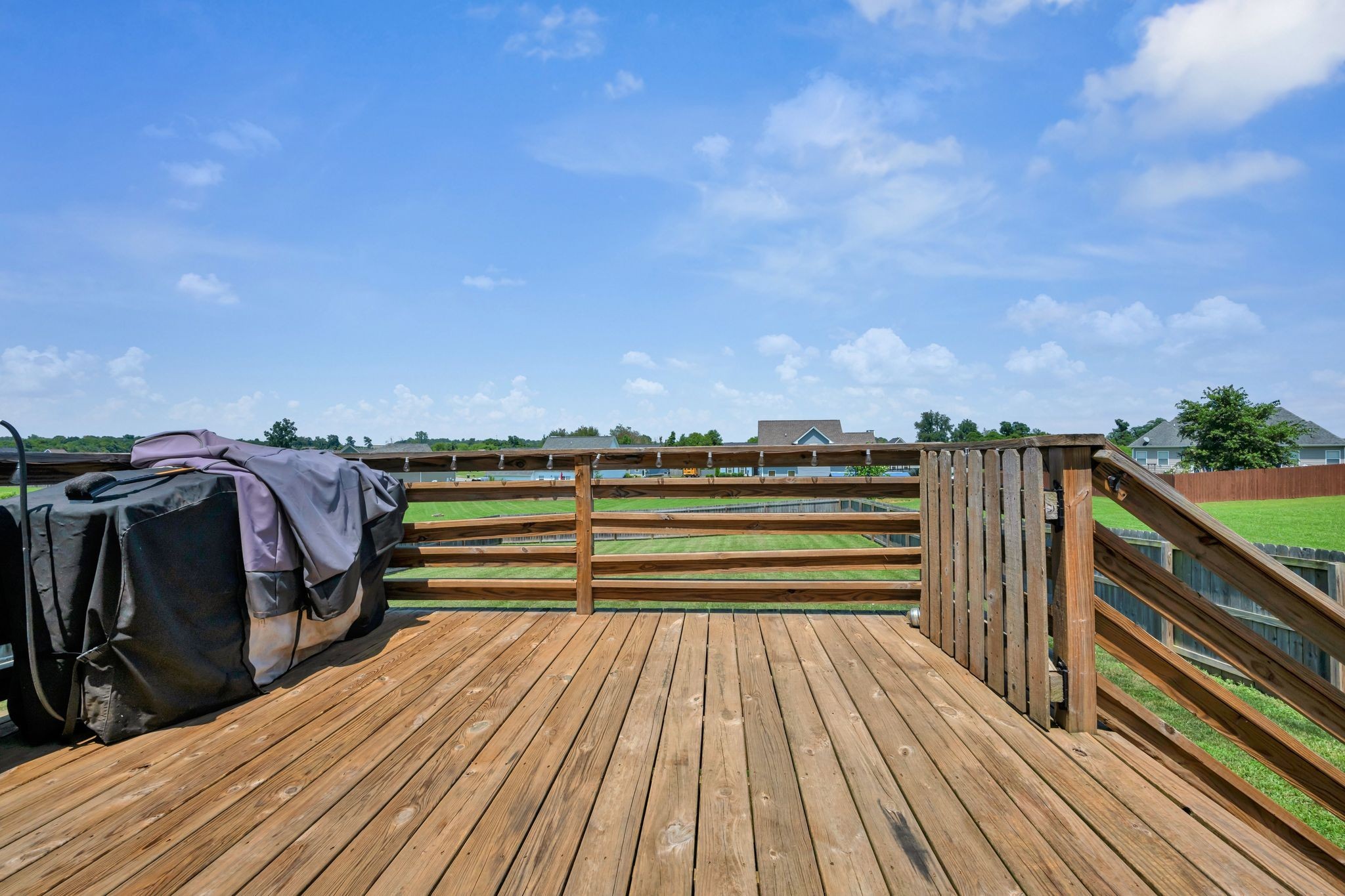 1021 Tulip Dr