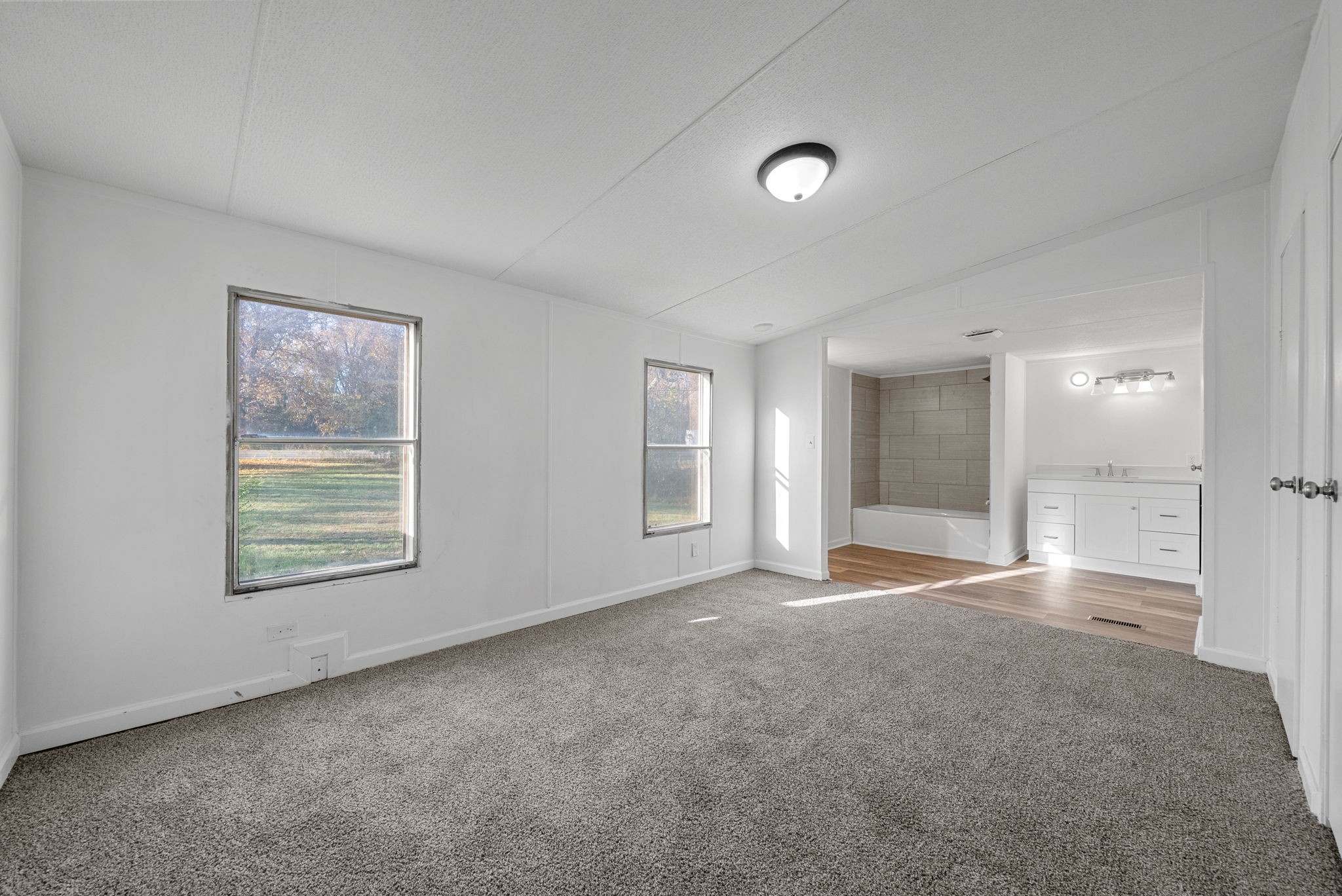 2804 Highway 49, E