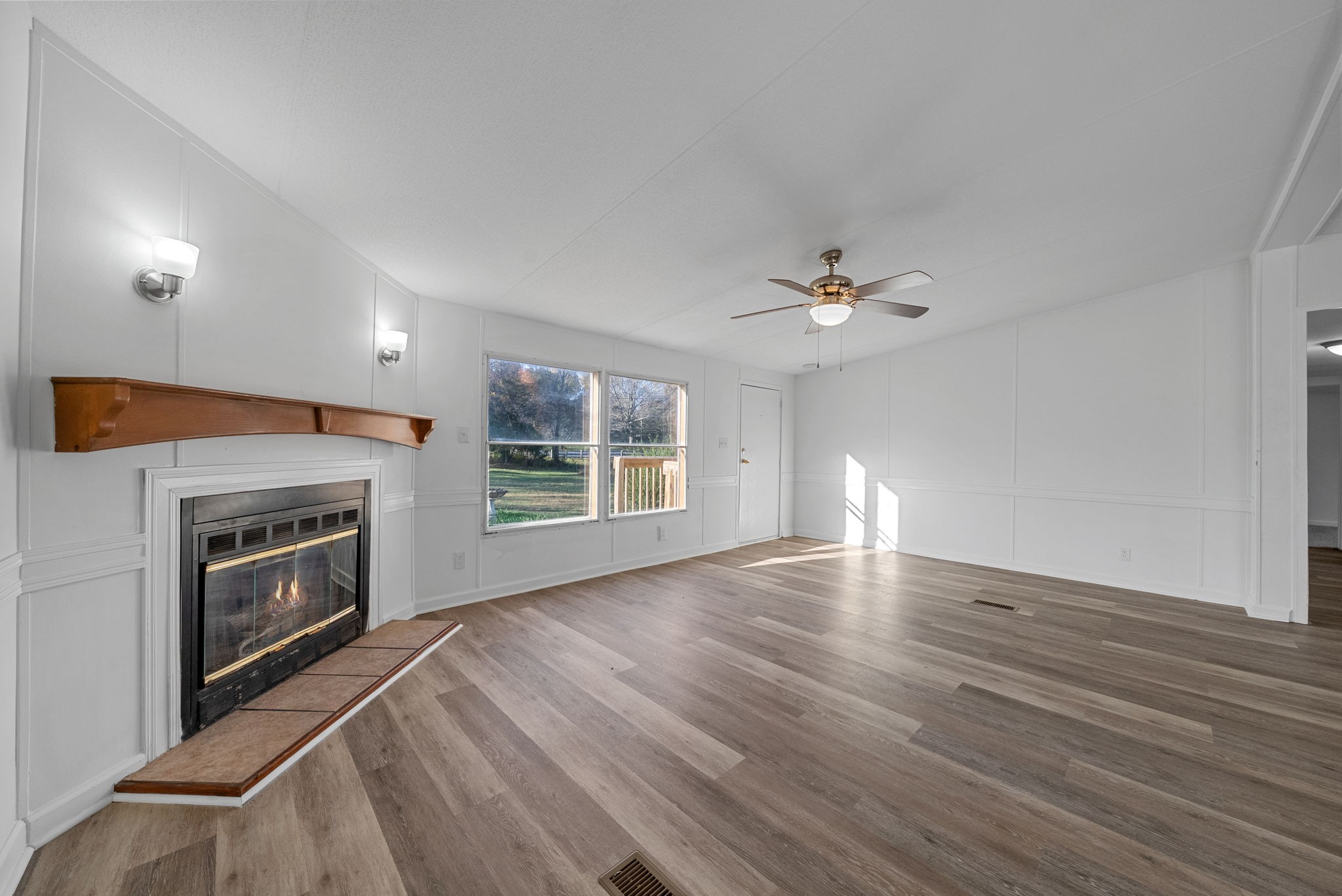 2804 Highway 49, E
