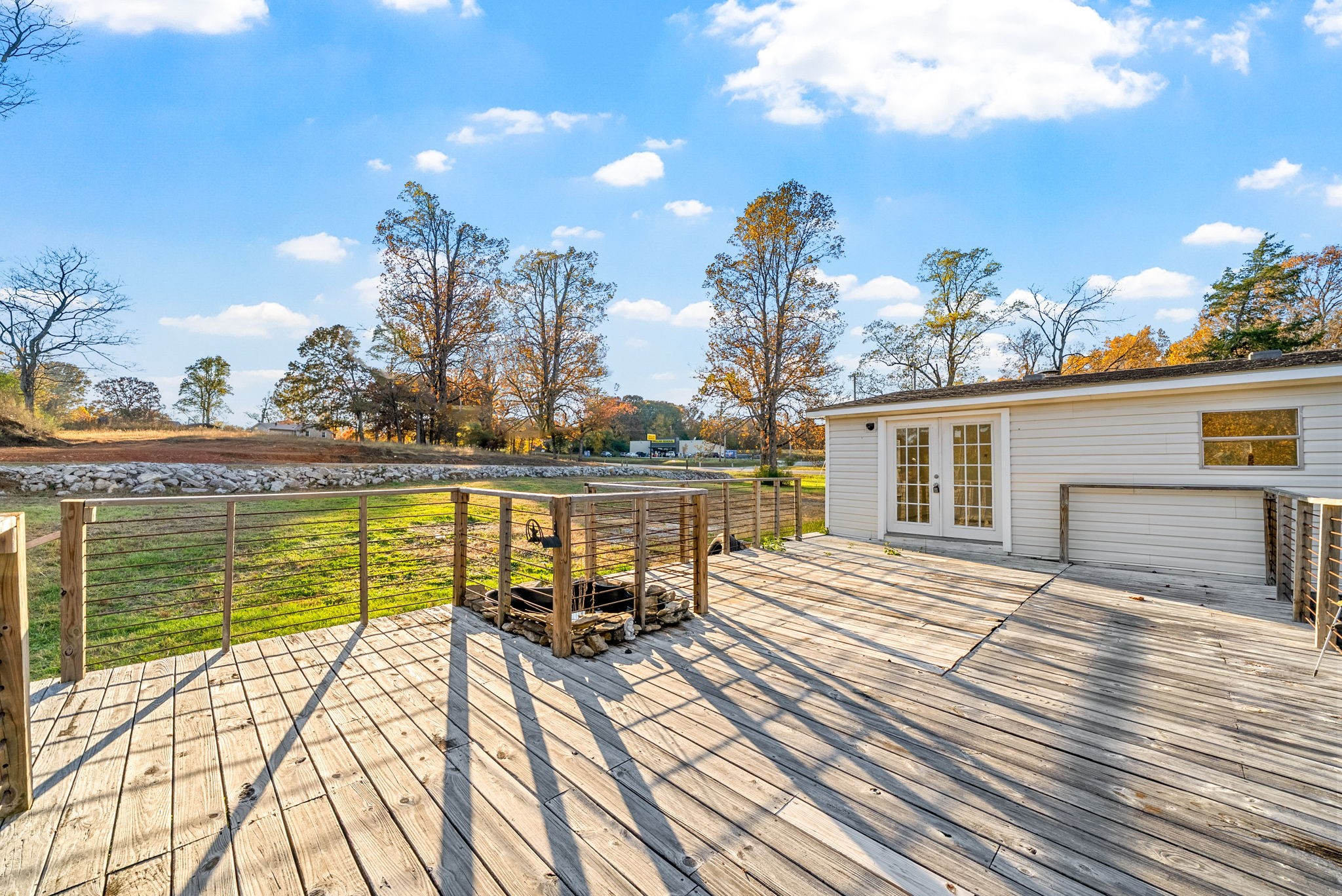 2804 Highway 49, E