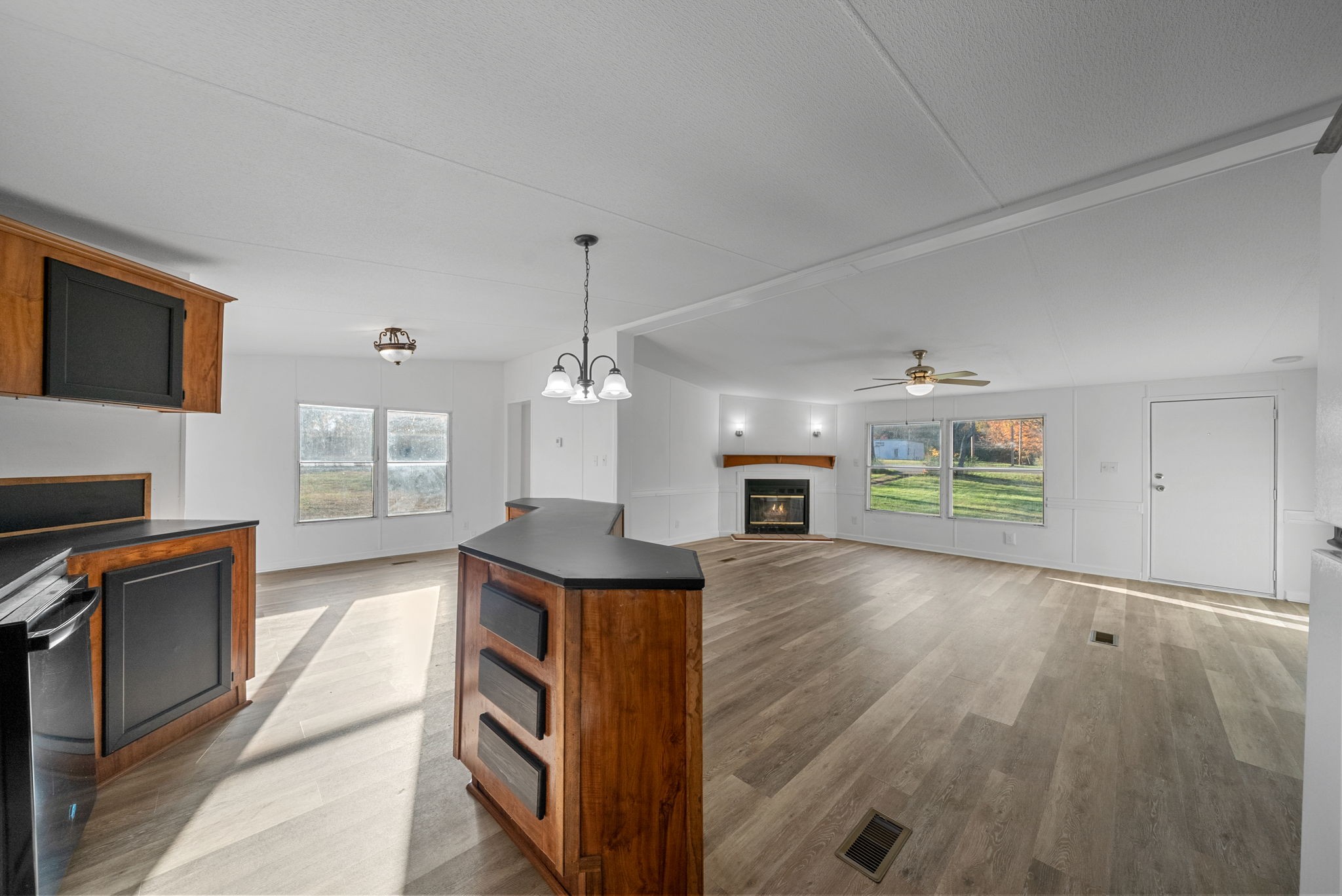 2804 Highway 49, E