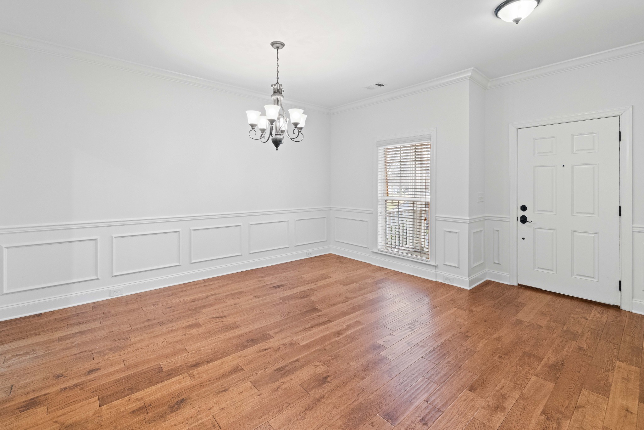 1428 Burnside Dr