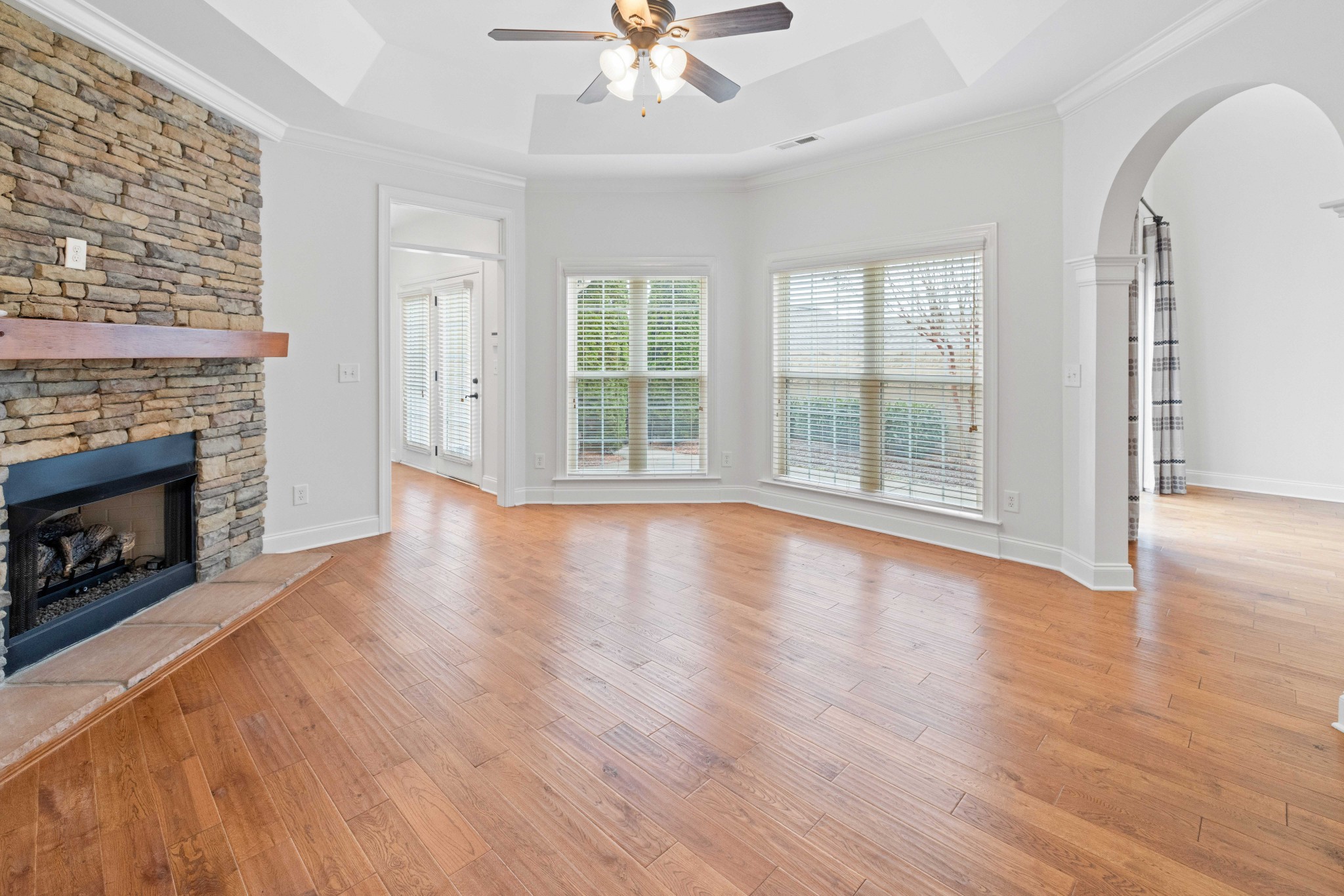 1428 Burnside Dr