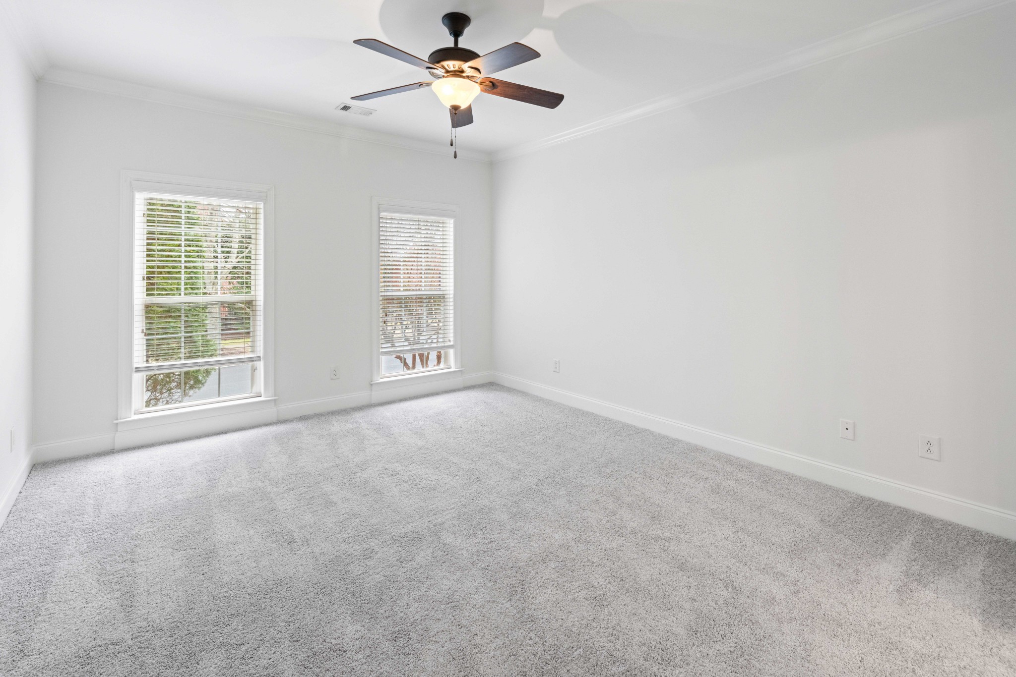 1428 Burnside Dr