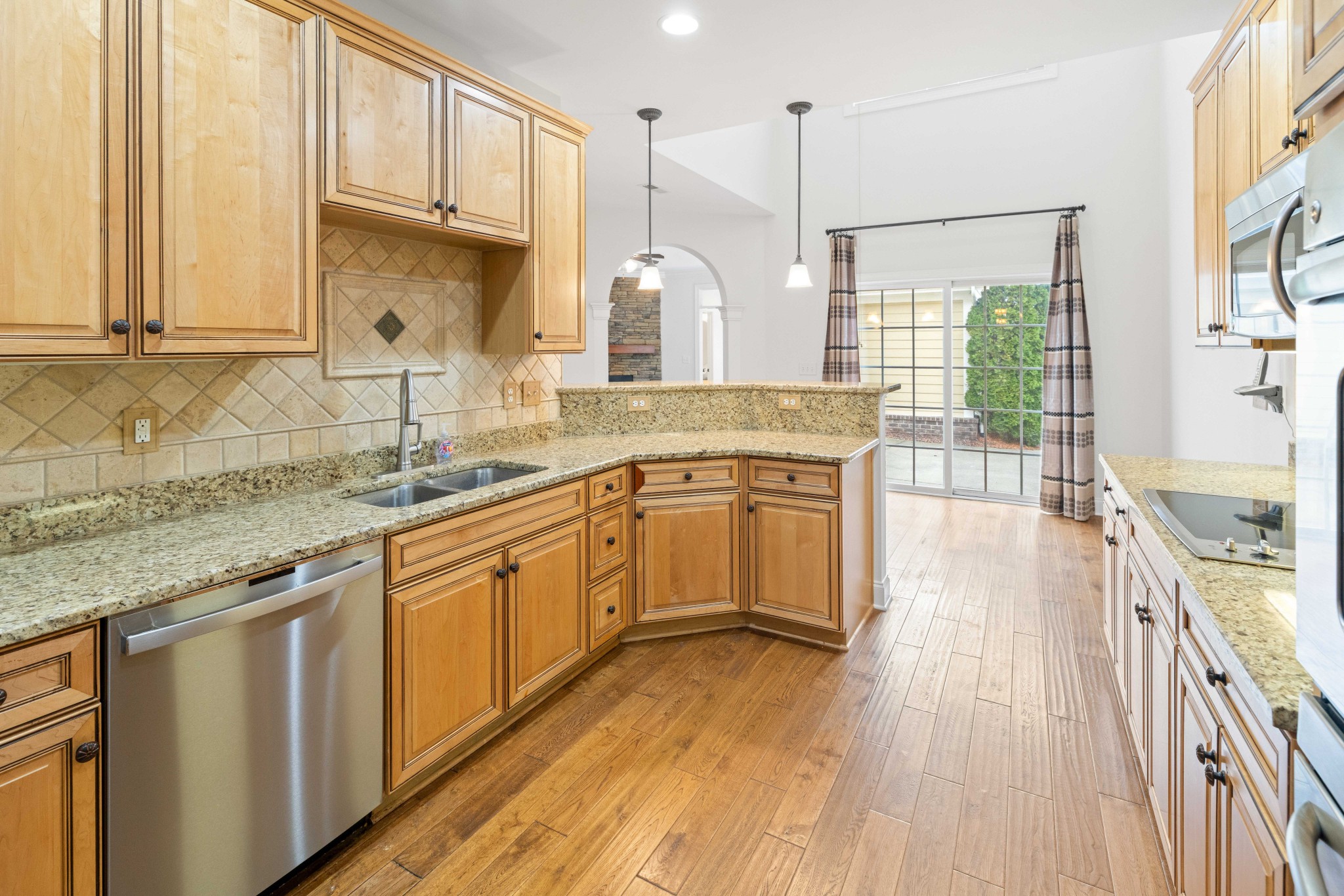 1428 Burnside Dr