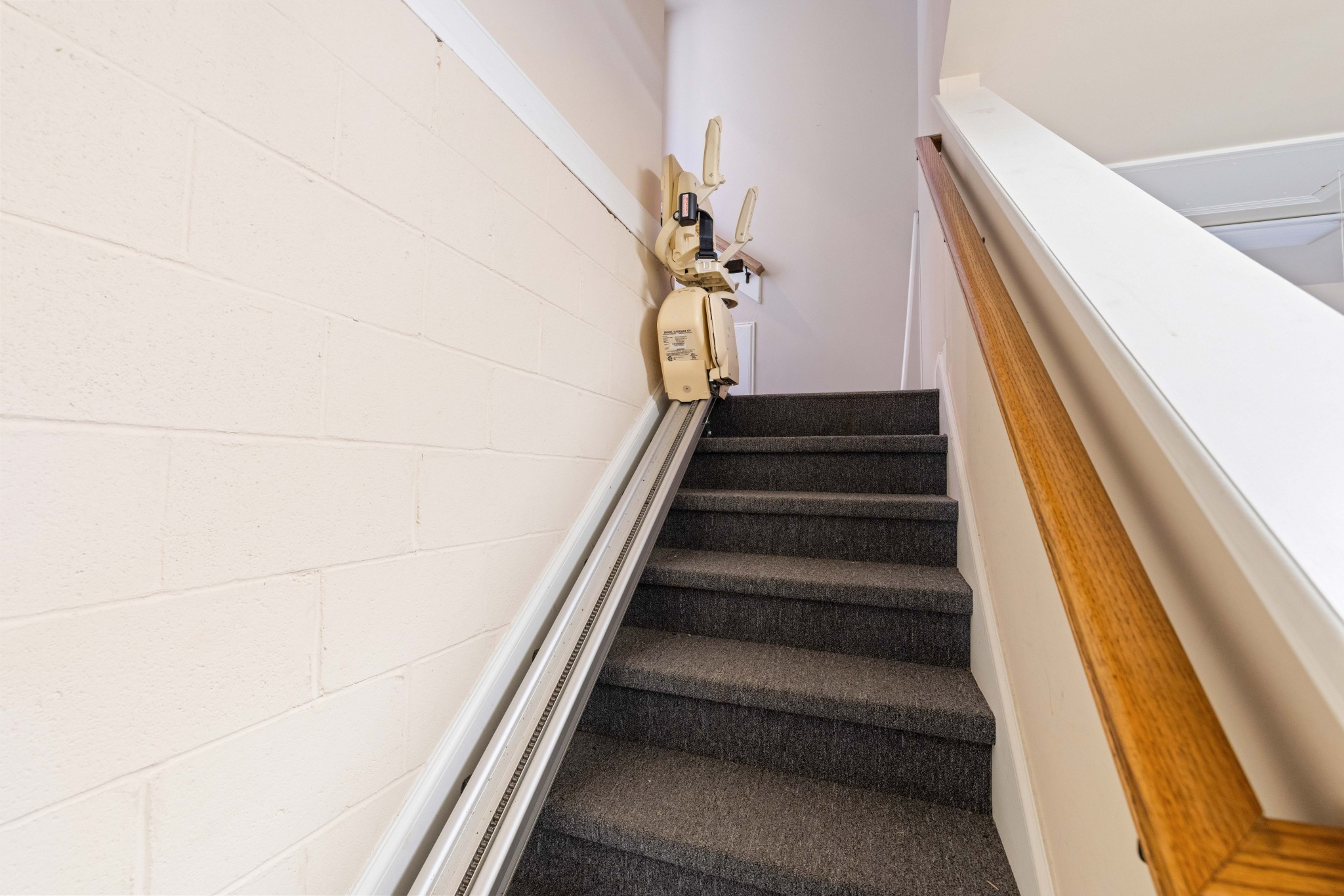1428 Burnside Dr
