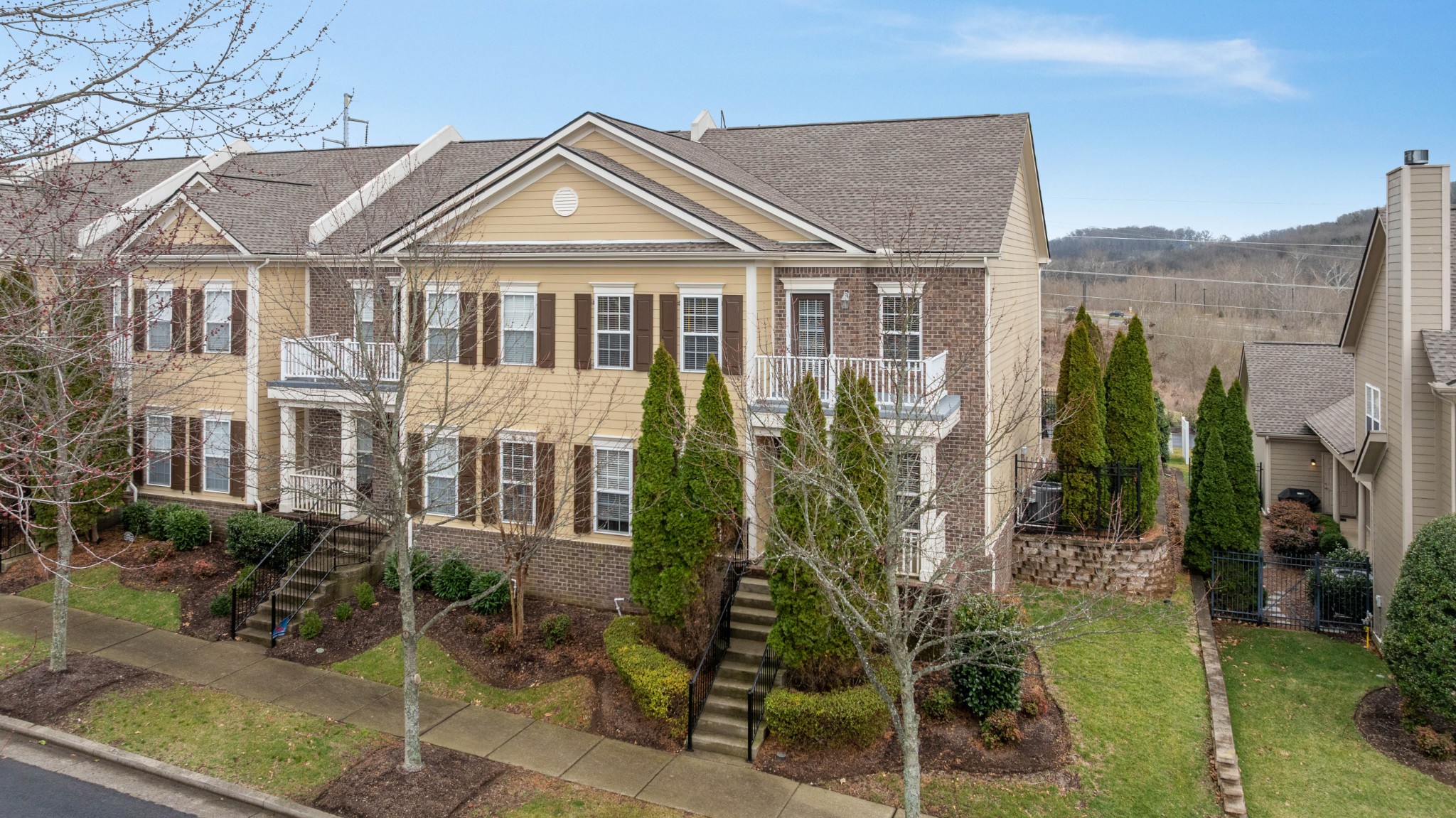 1428 Burnside Dr