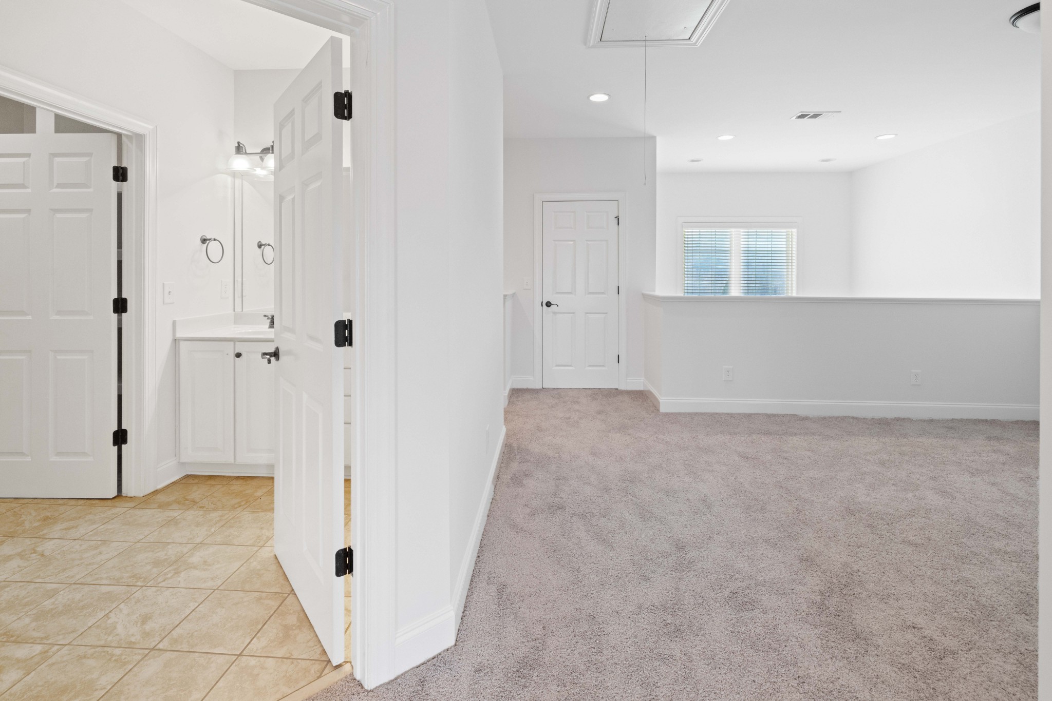 1428 Burnside Dr
