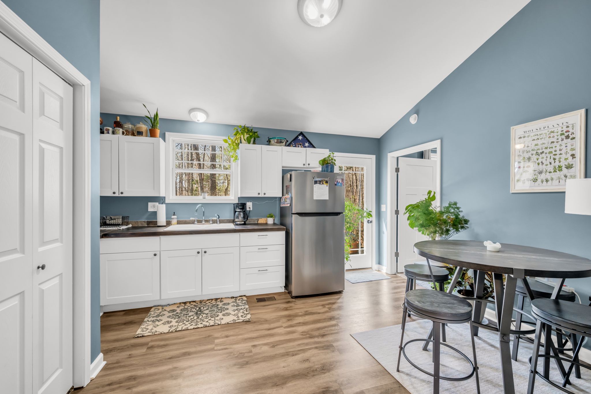 1055 William Glen Rd