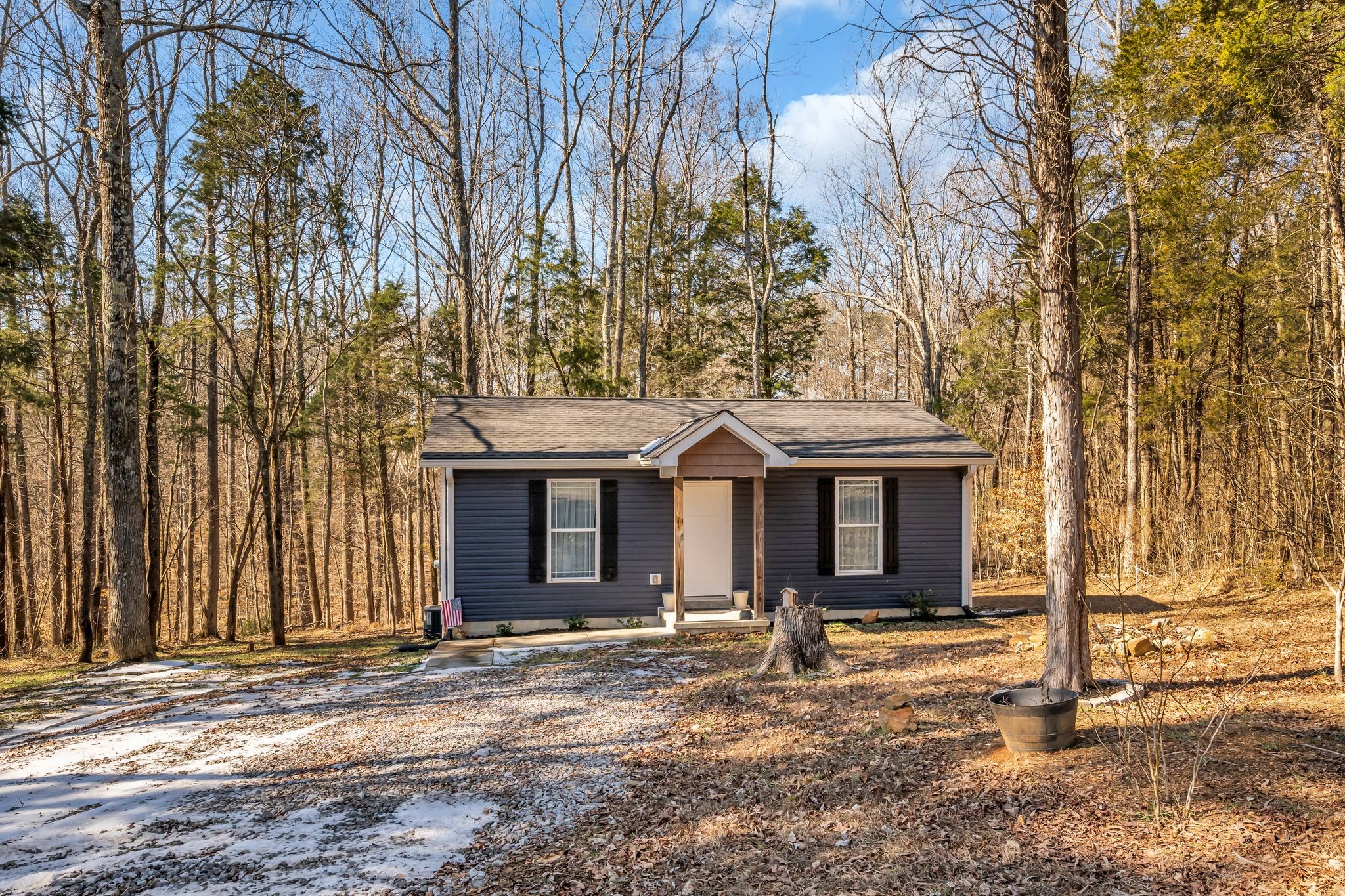 1055 William Glen Rd