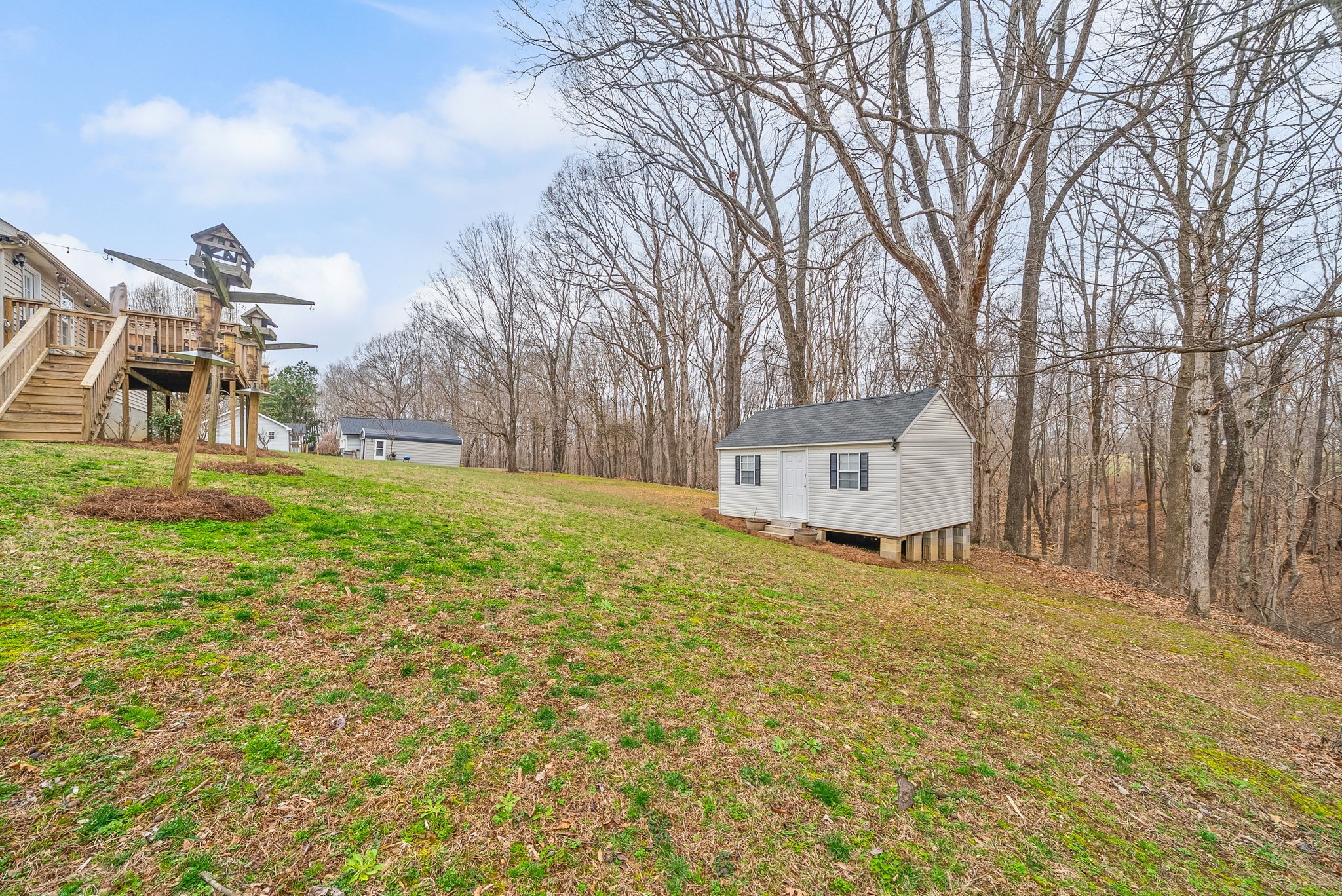 1140 Peter Pond Rd