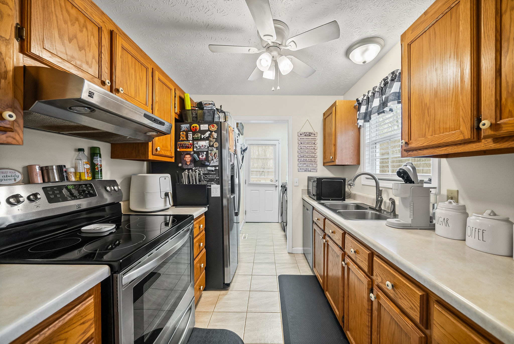 1140 Peter Pond Rd