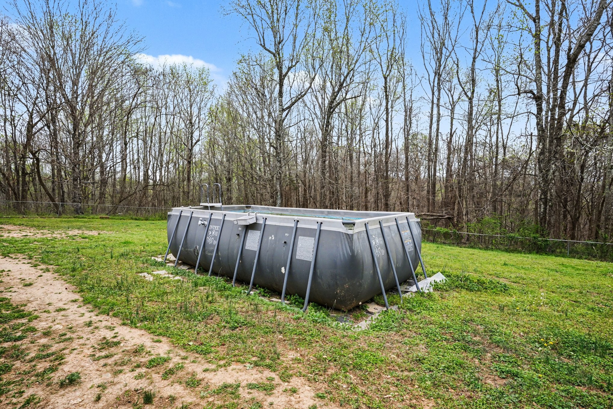 1527 Cheatham Dam Rd