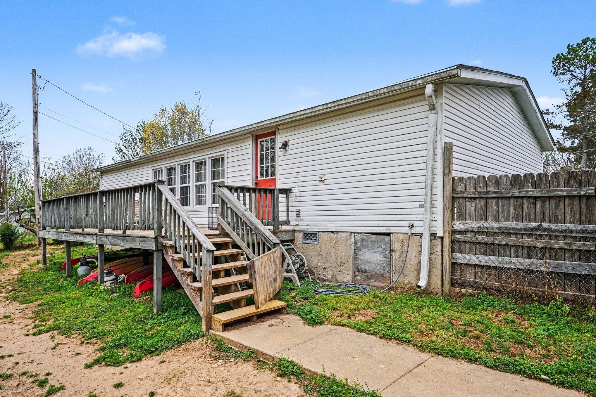 1527 Cheatham Dam Rd