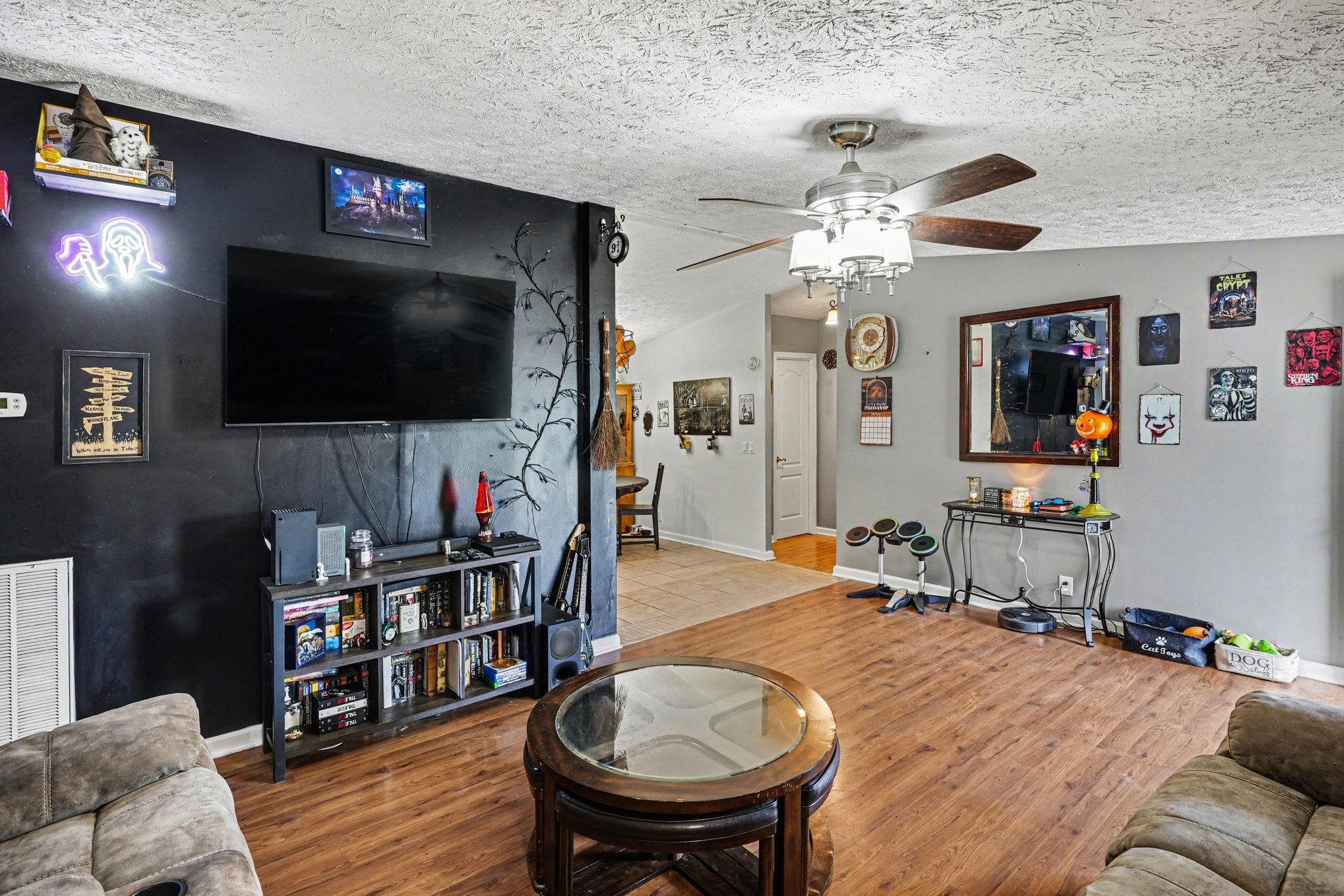 1527 Cheatham Dam Rd