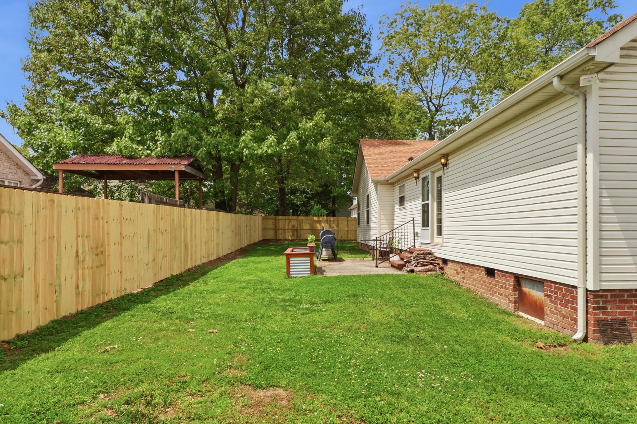 120 Jennings Cir