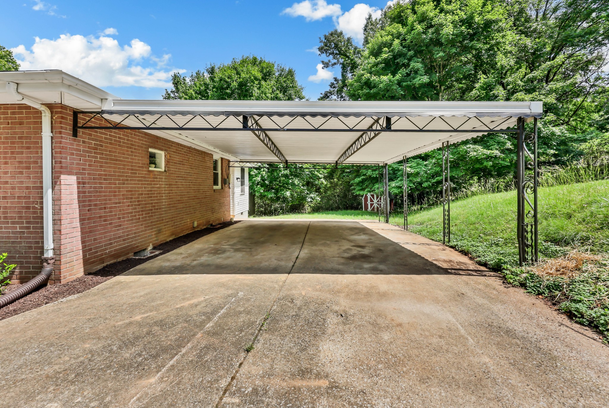 1446 Elm Hill Dr