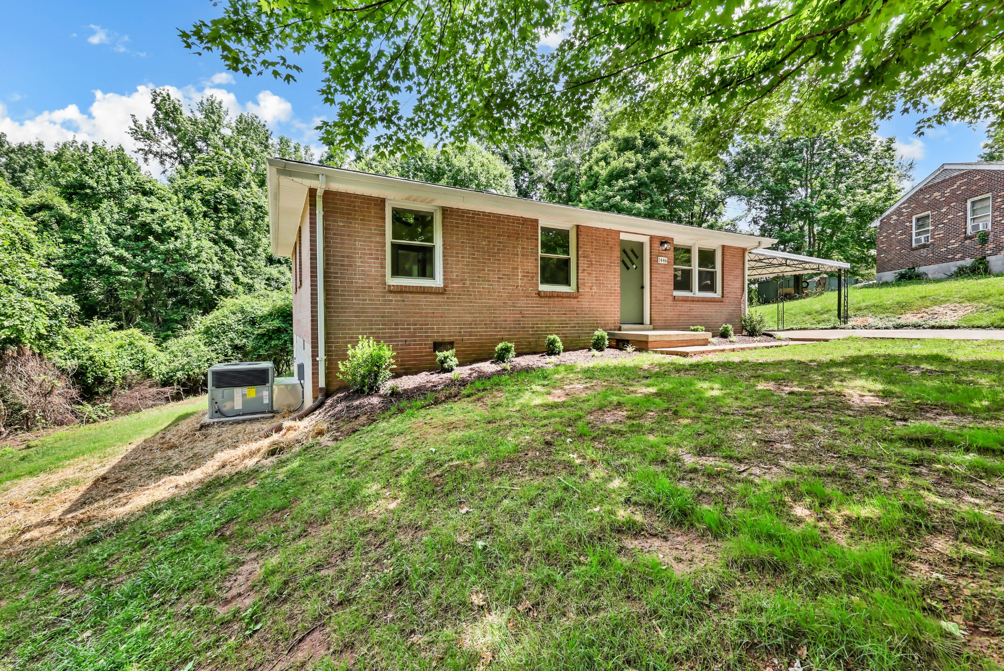 1446 Elm Hill Dr