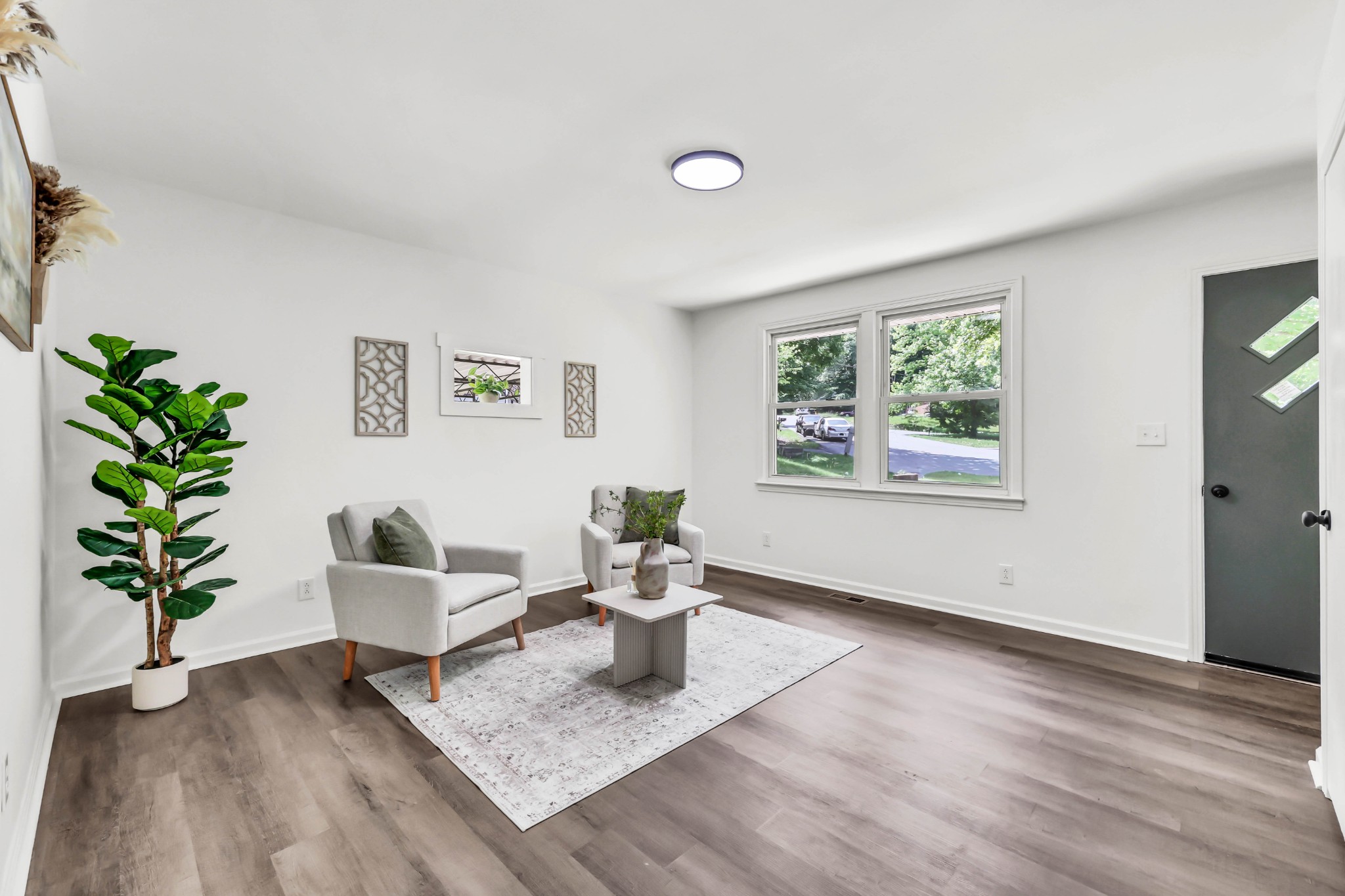 1446 Elm Hill Dr