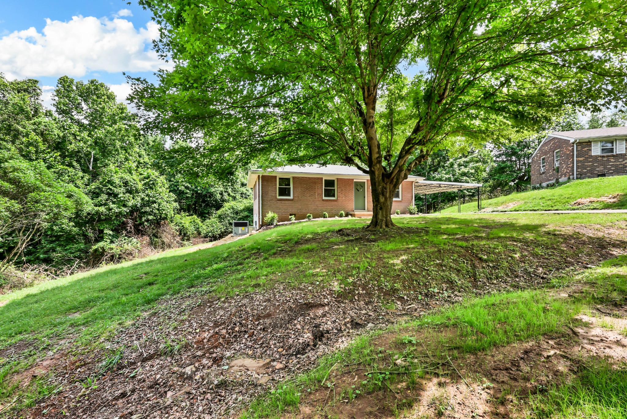1446 Elm Hill Dr