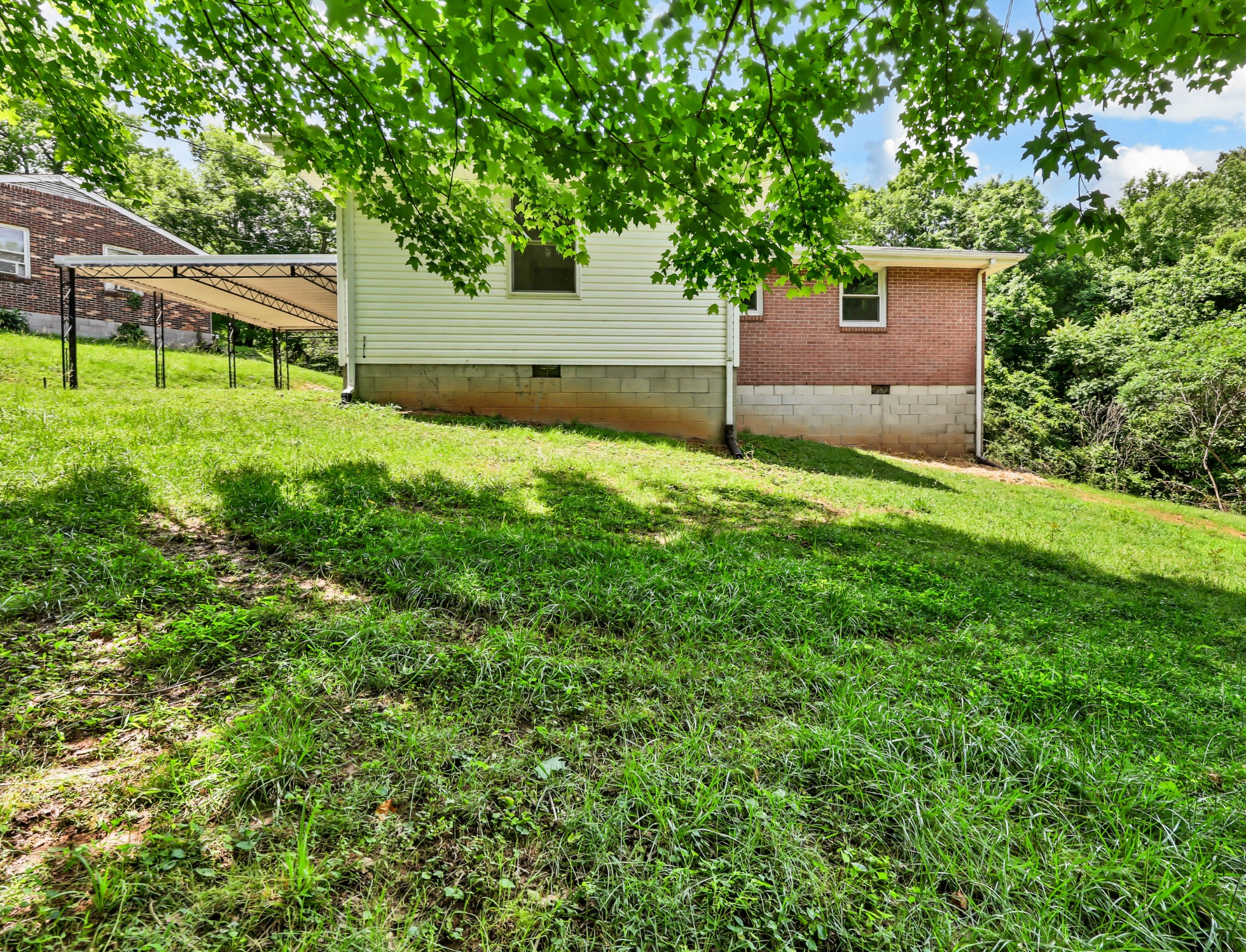 1446 Elm Hill Dr