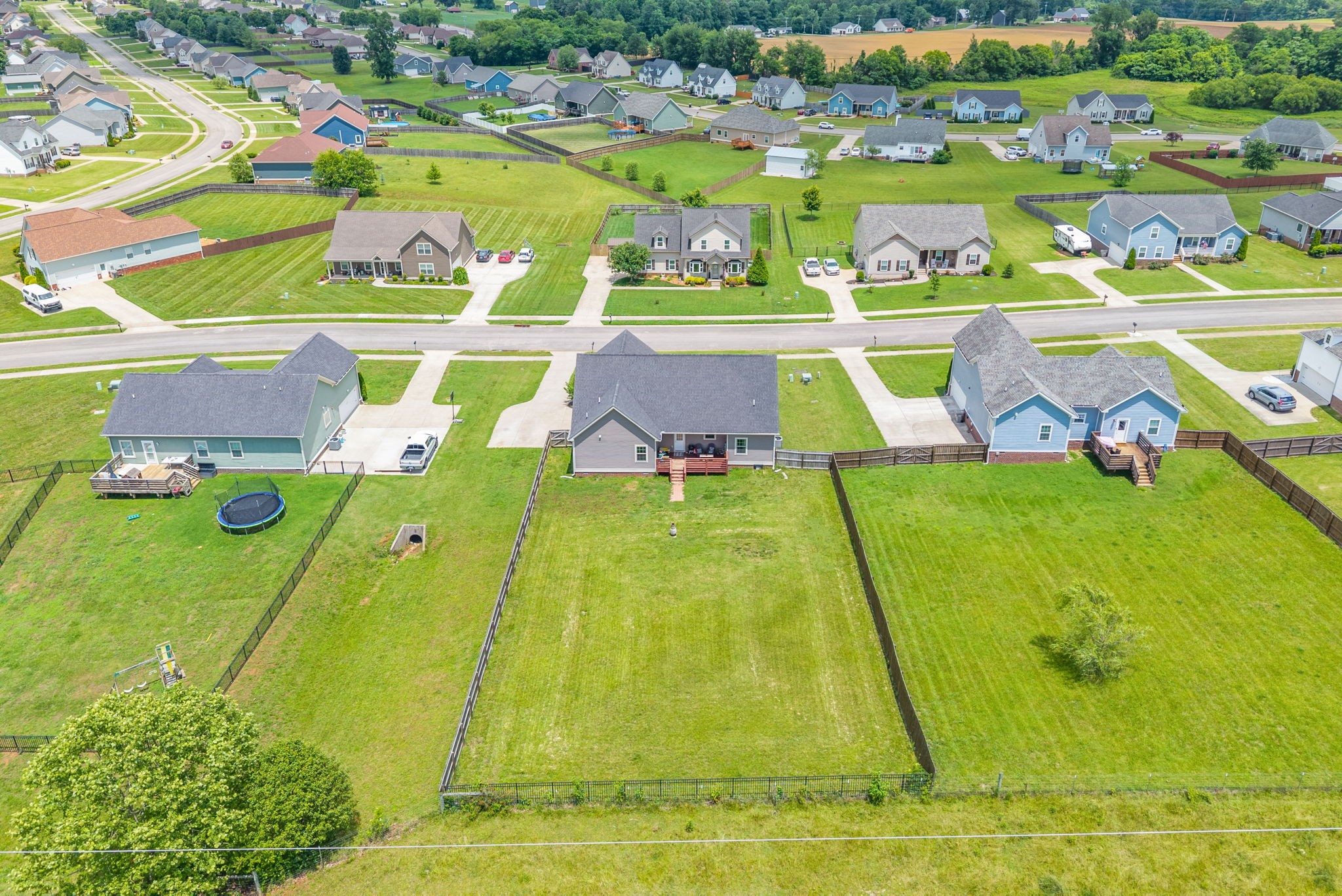 1010 Tulip Dr
