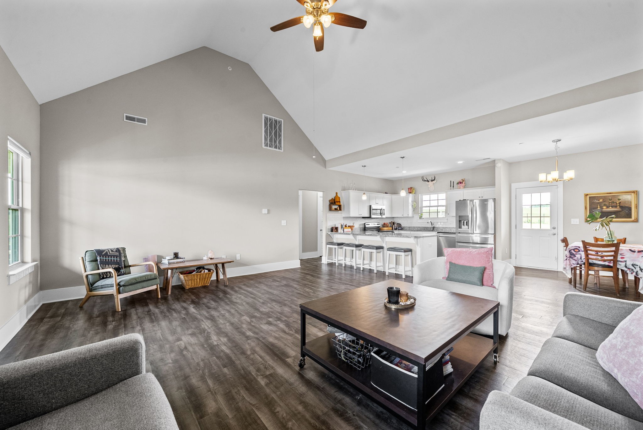 1010 Tulip Dr