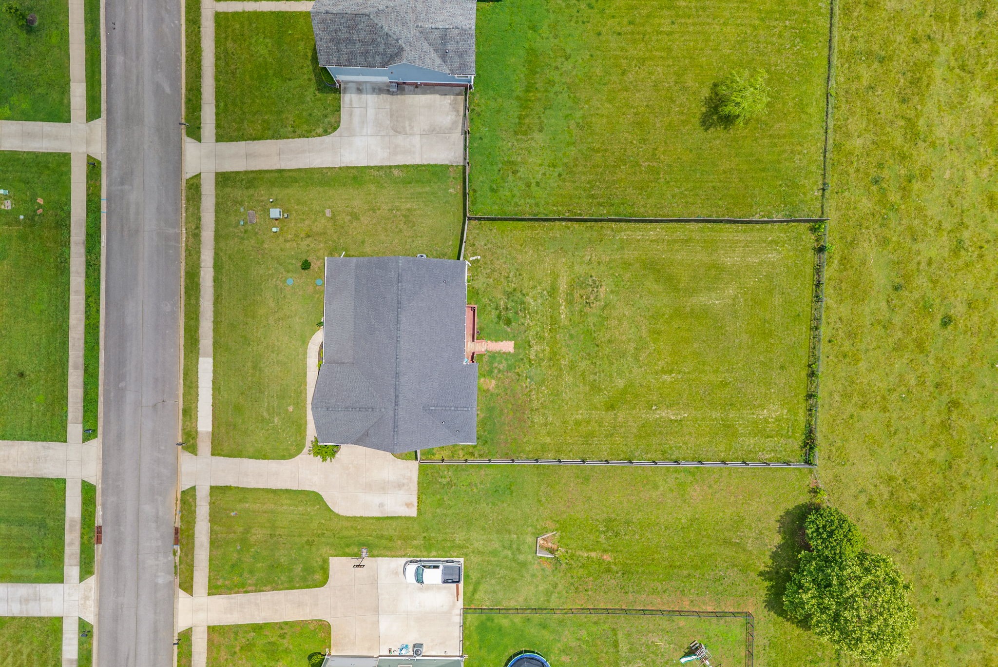 1010 Tulip Dr
