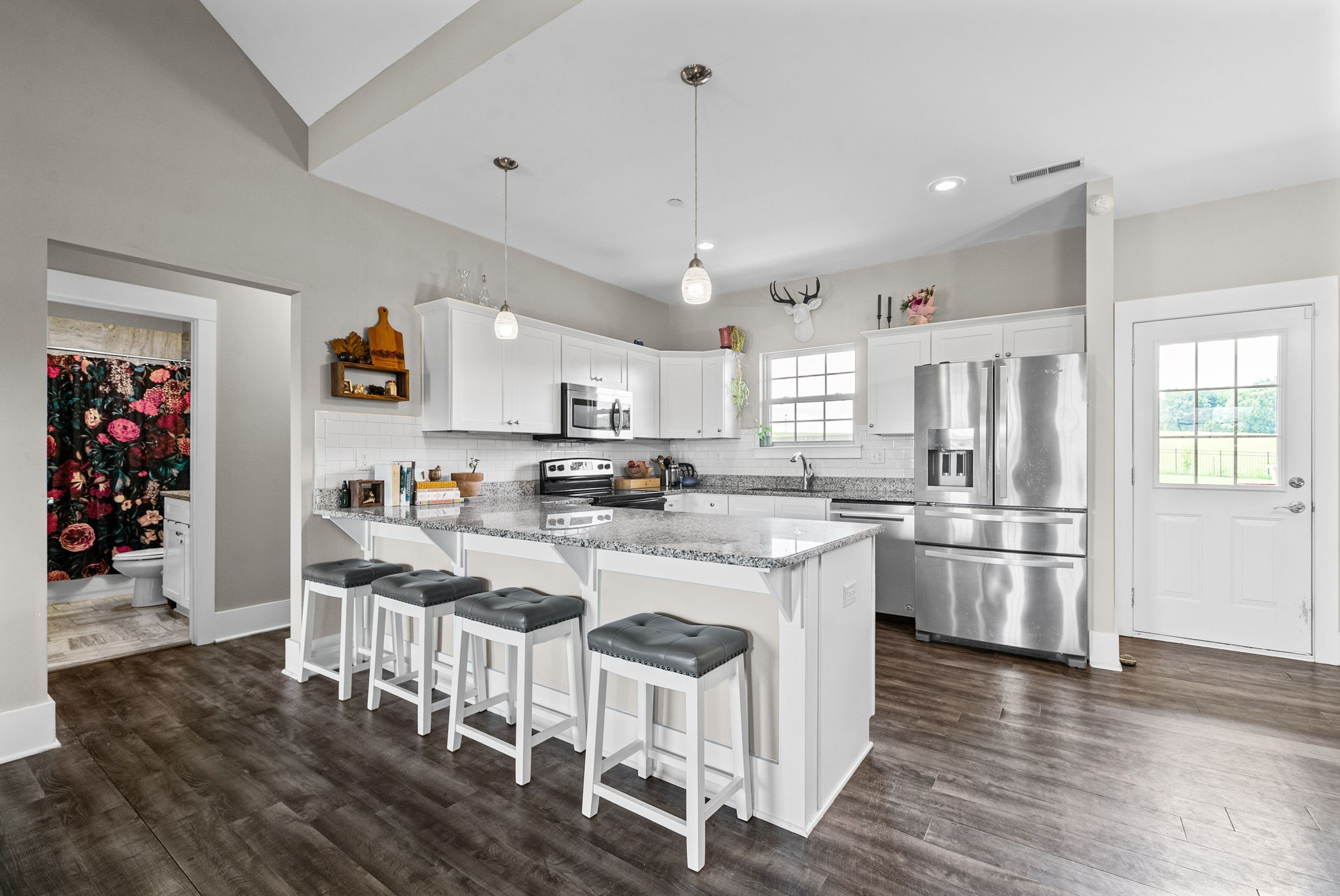 1010 Tulip Dr