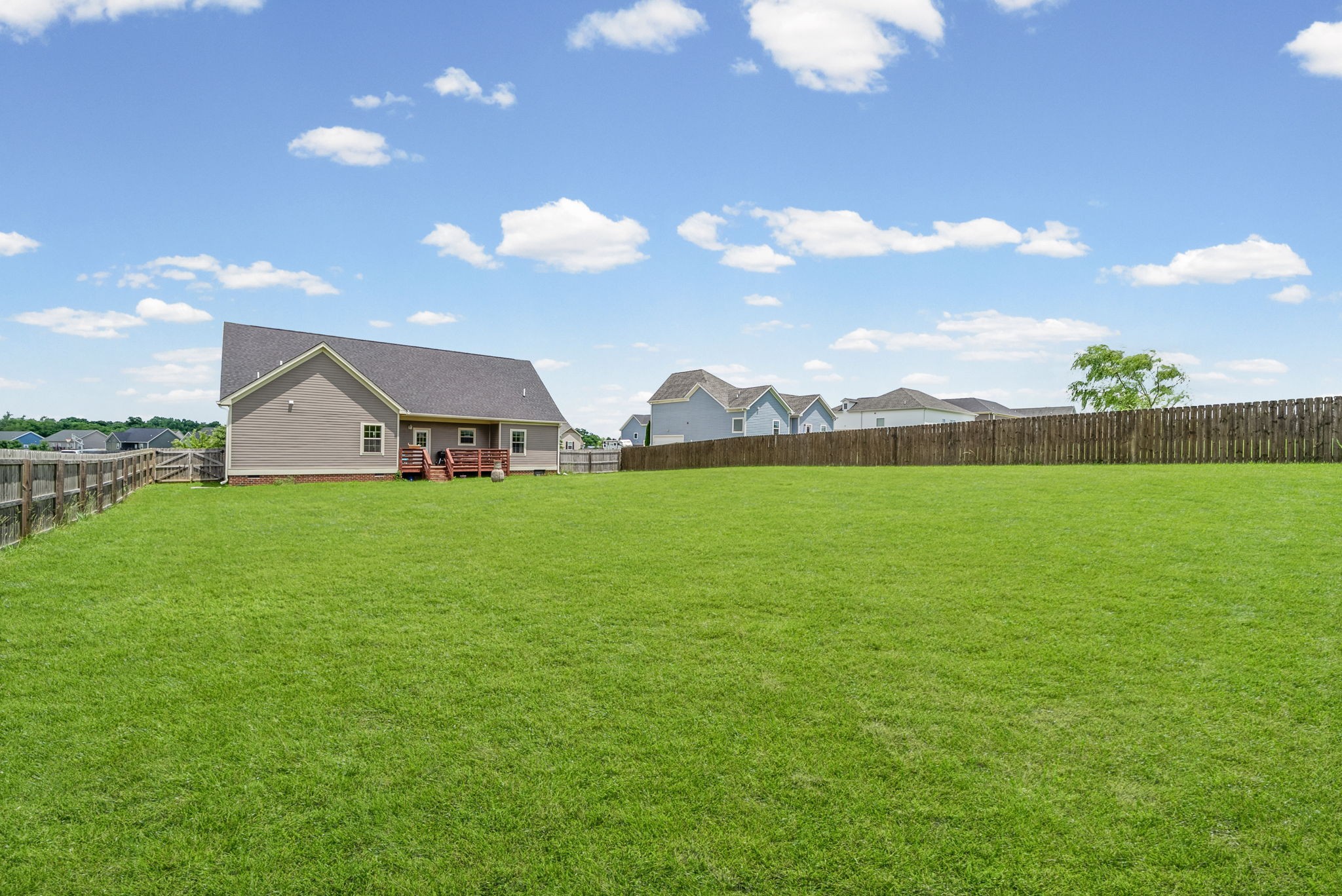 1010 Tulip Dr