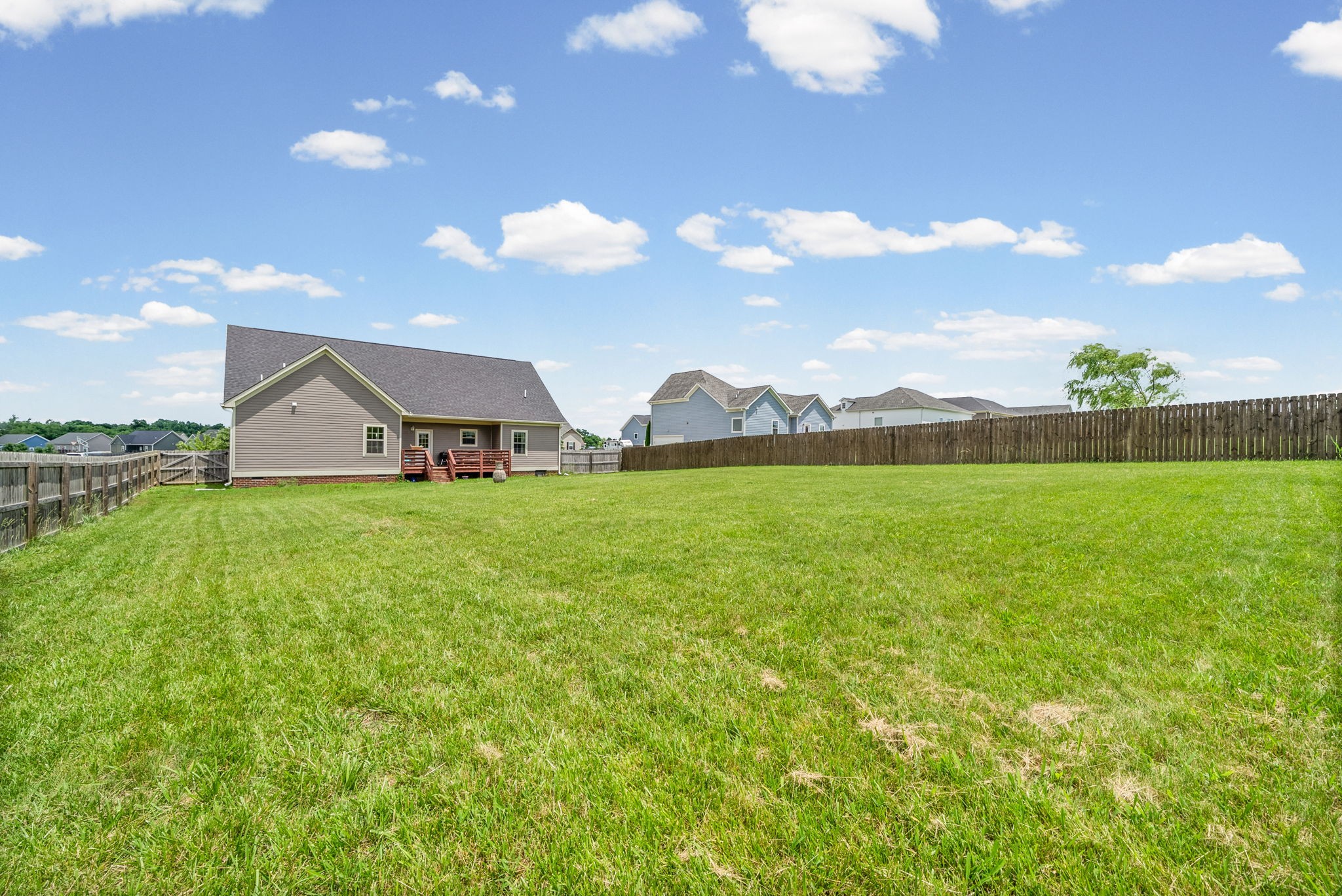 1010 Tulip Dr