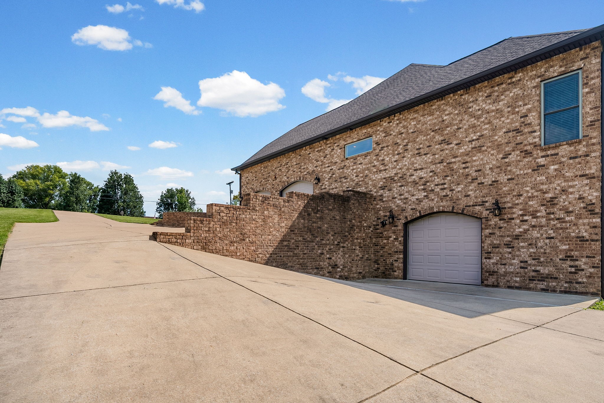 2447 Pleasant View Rd