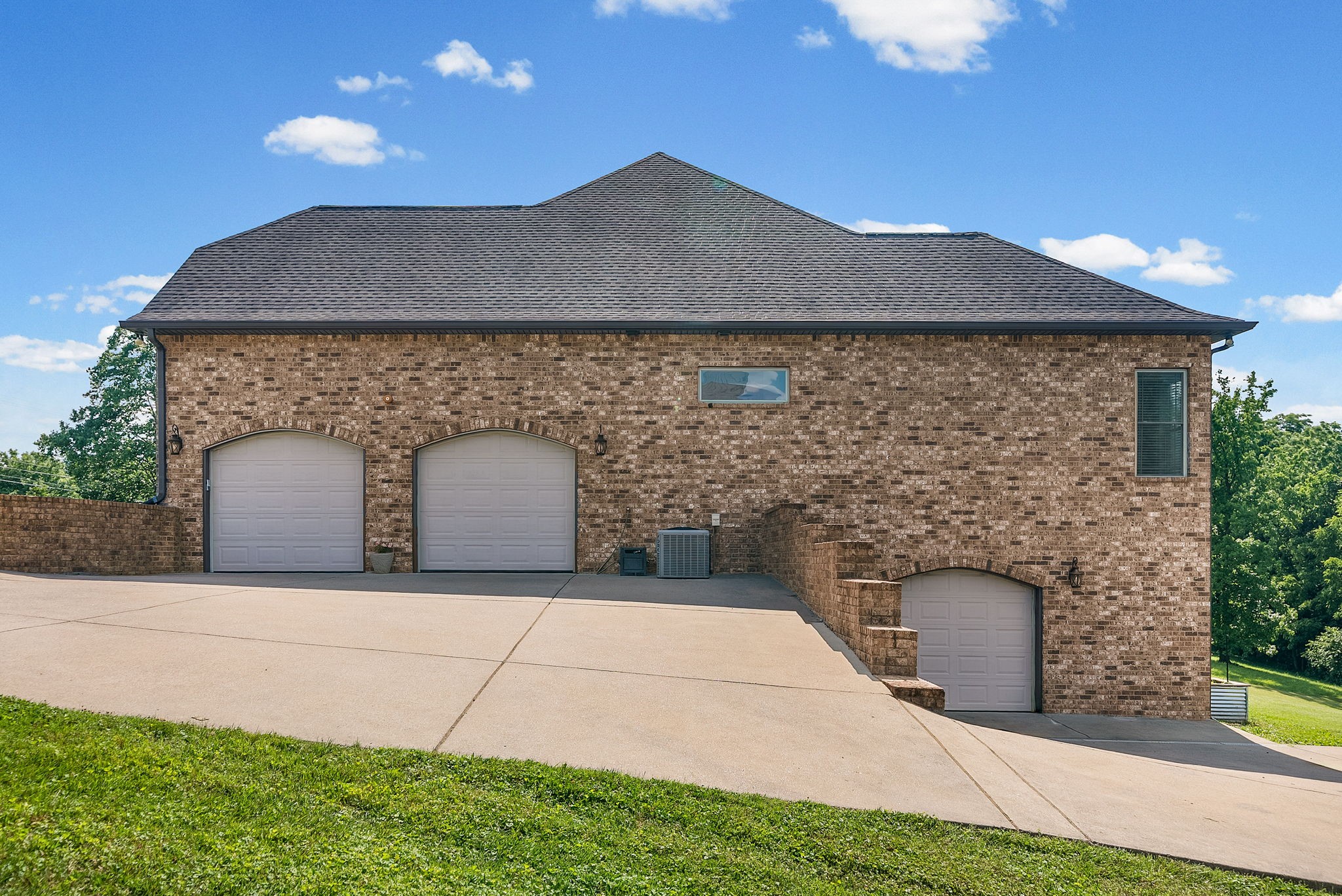 2447 Pleasant View Rd