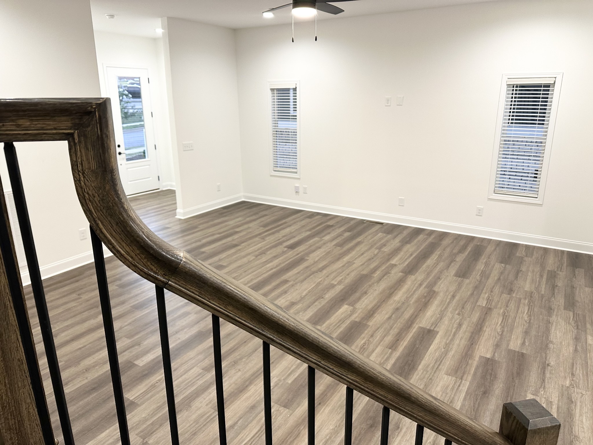 493 Centre St