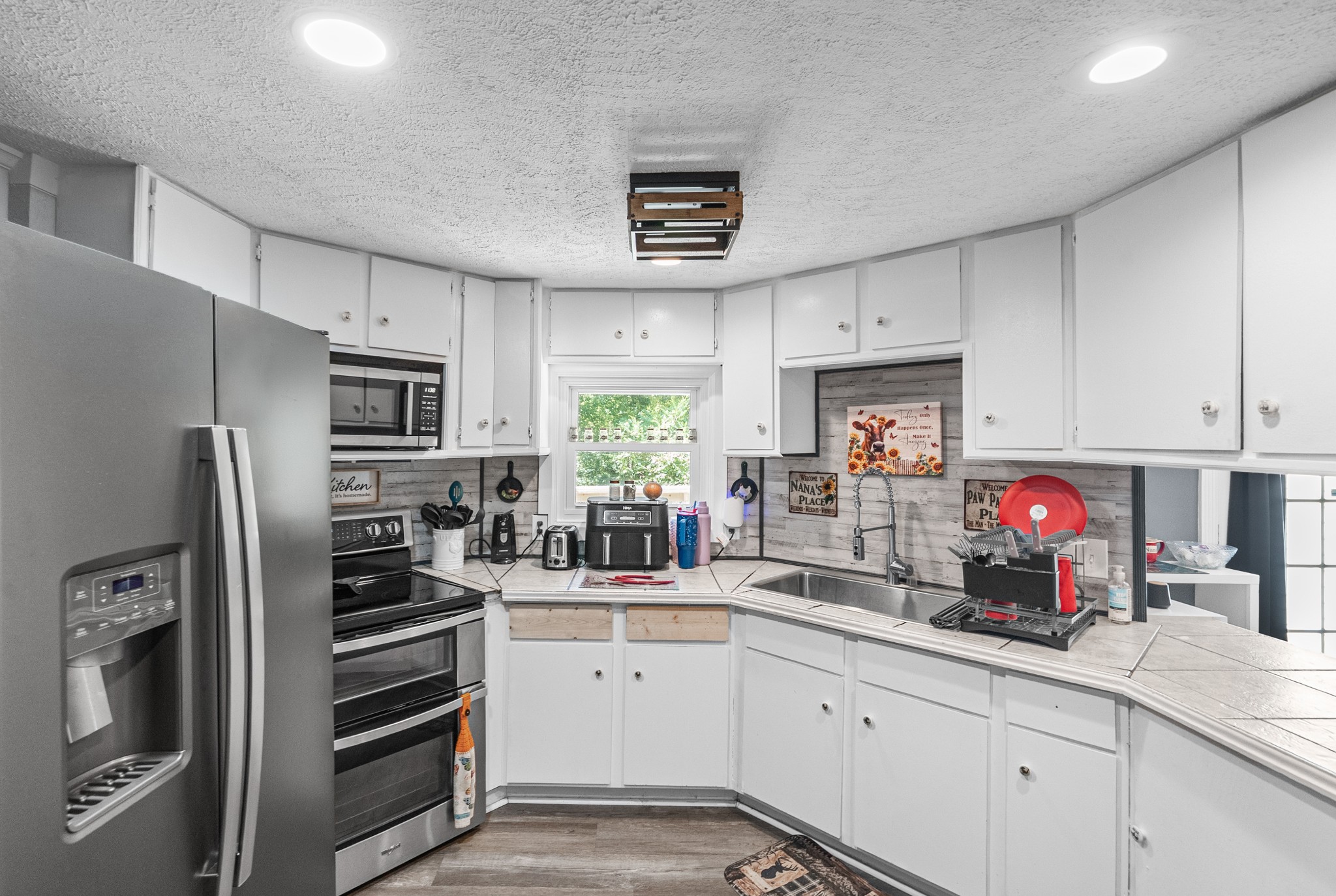 1052 Boston Hollow Rd