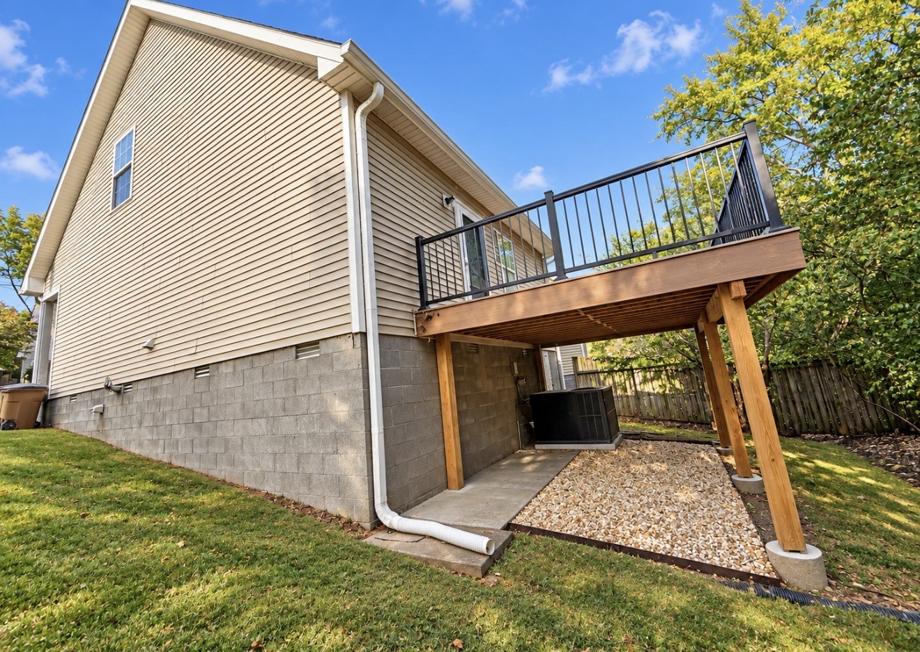 509 Bellmore Pl