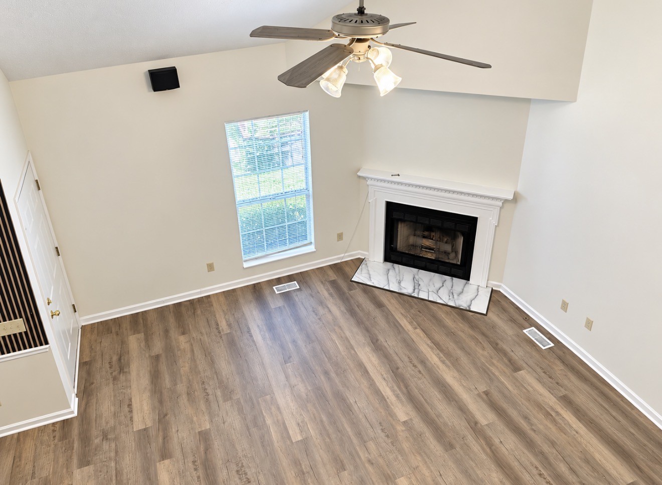 509 Bellmore Pl