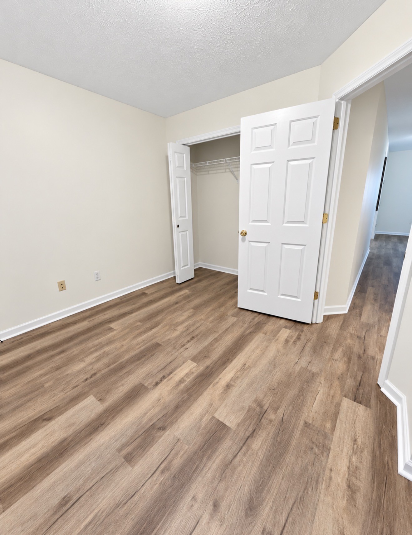509 Bellmore Pl