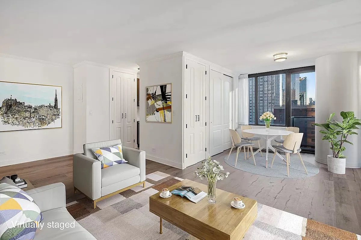 161 W 61st Street Apt 11C