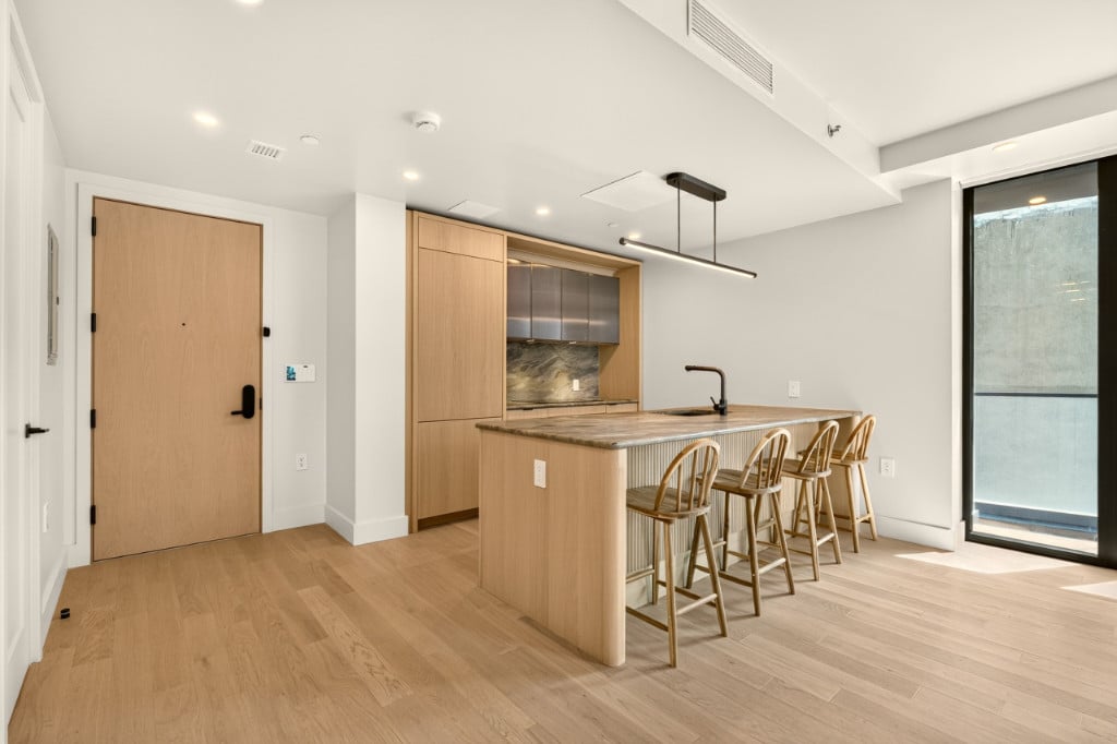 400 W 38th Street 5G-N