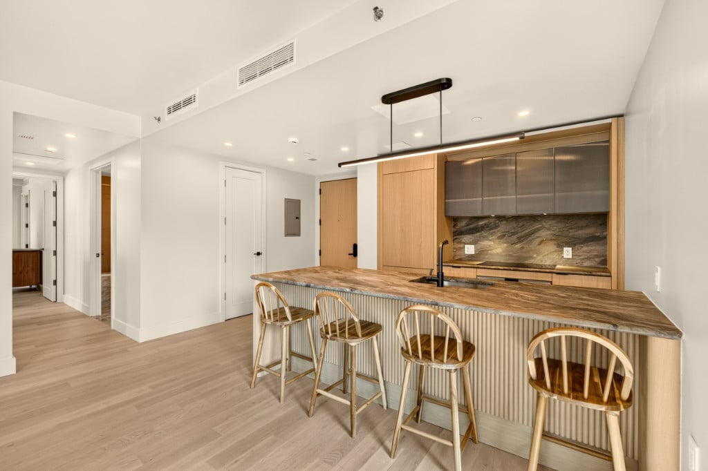 400 W 38th Street 5G-N