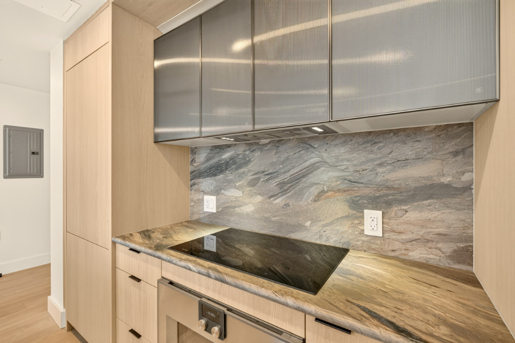 400 W 38th Street 5G-N