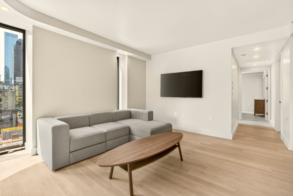 400 W 38th Street 5G-N