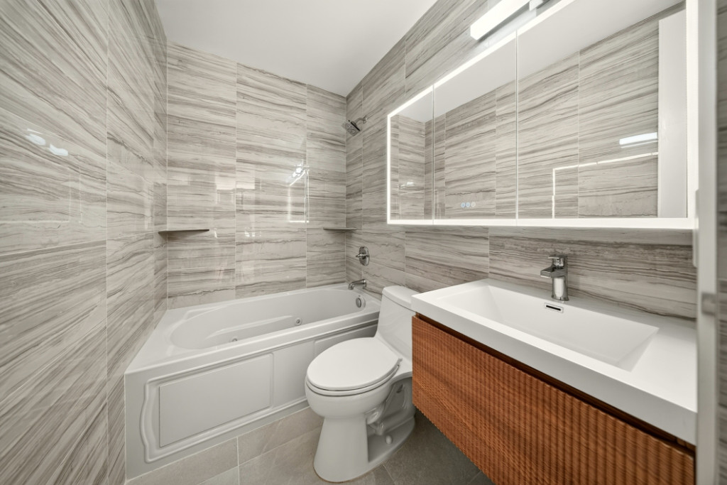 161 W 61st Street 4H