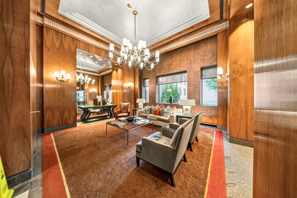 161 W 61st Street 4H